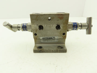 Kenmac MSTB4NCT 3 Valve Differential Pressure Manifold SS Ball Tip 1/2" NPT