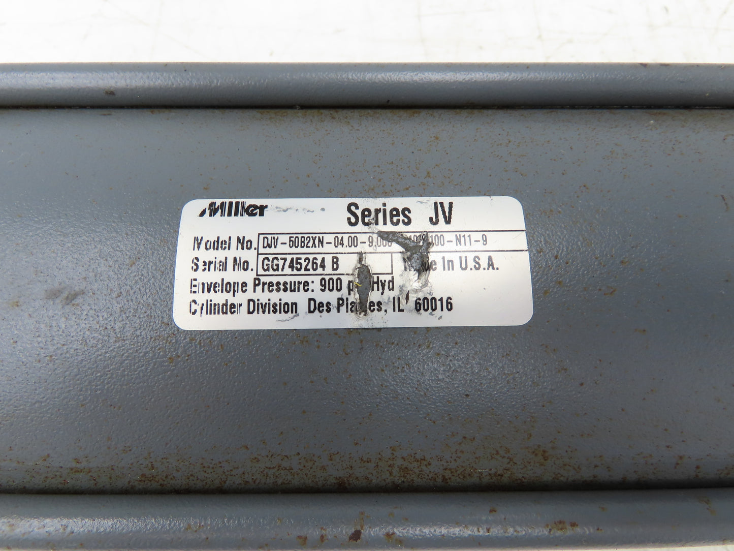 Miller Pneumatic Air Hydraulic Cylinder 4" Bore 9" Stroke 250/900PSI DJV-50B2XN