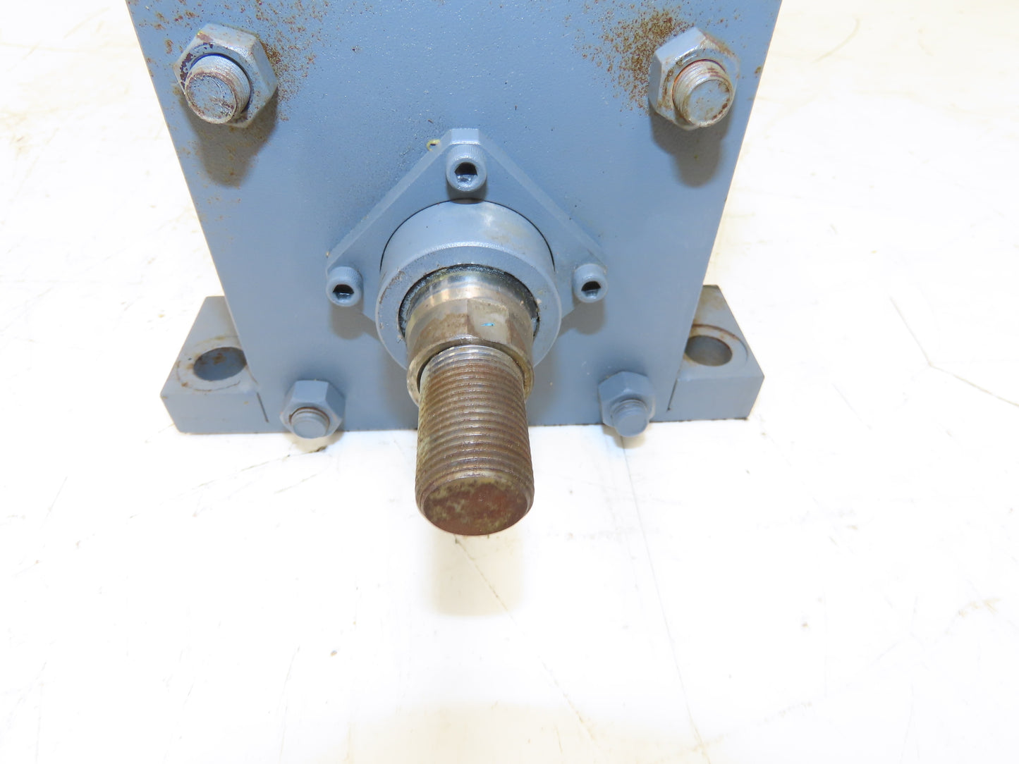 Miller Pneumatic Air Hydraulic Cylinder 4" Bore 9" Stroke 250/900PSI DJV-50B2XN