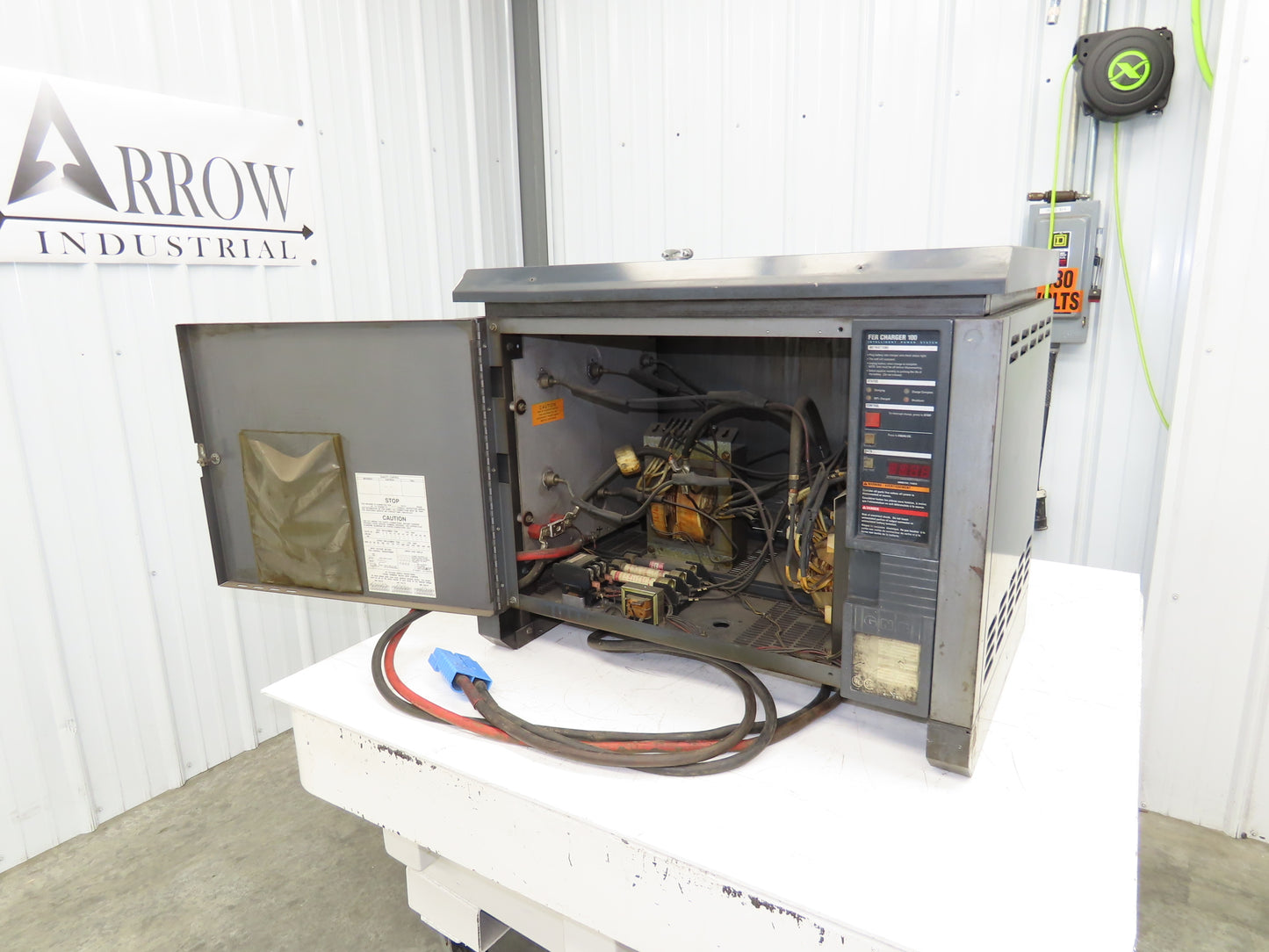 GNB FER100 24-750 T1 Forklift Battery Charger 36V 600Ah 105A 208/240/480V 3Ph