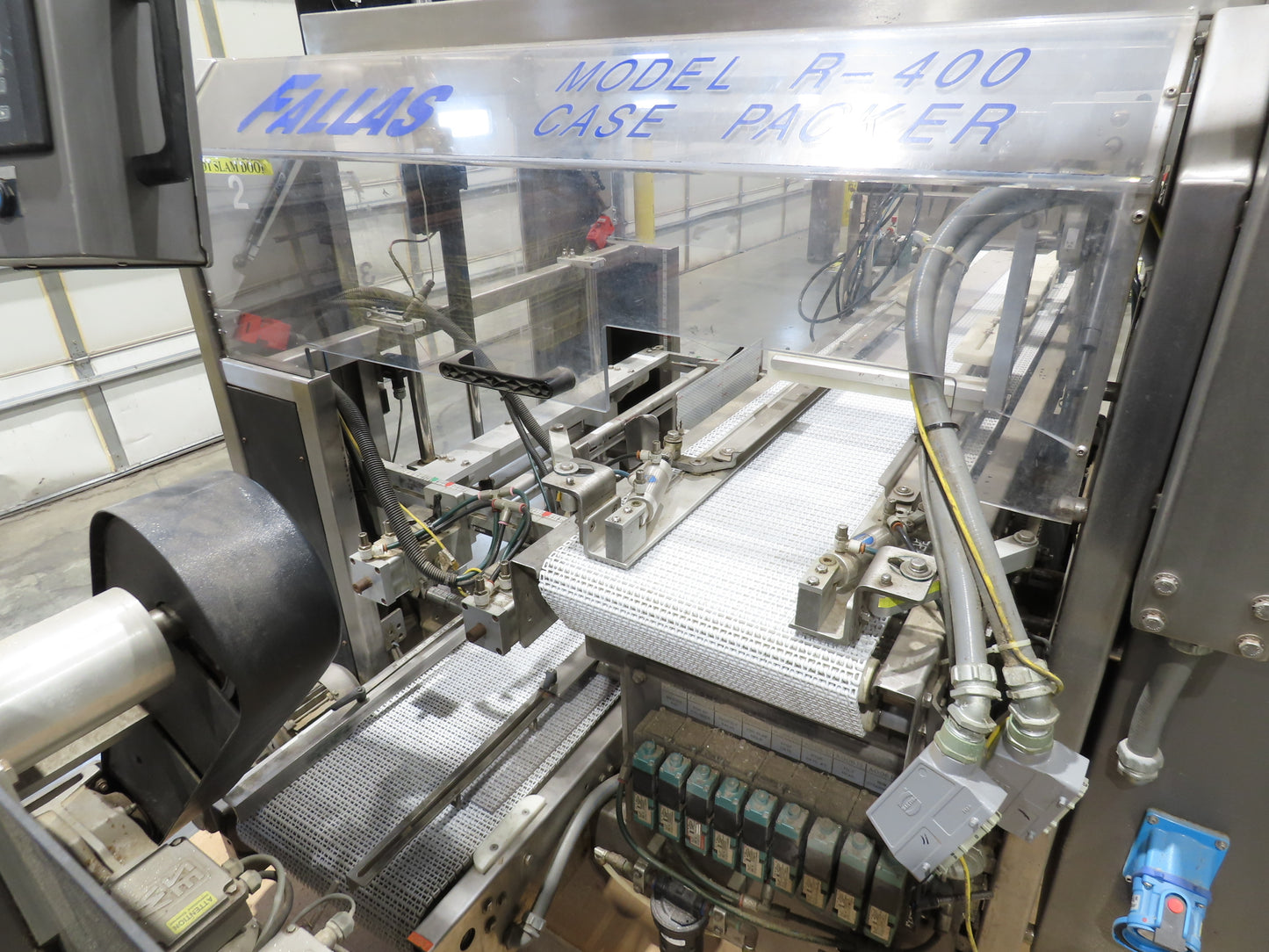 Fallas R400 Robotic Arm Pick and Place Case Packer Dual Feed Conveyor 480V