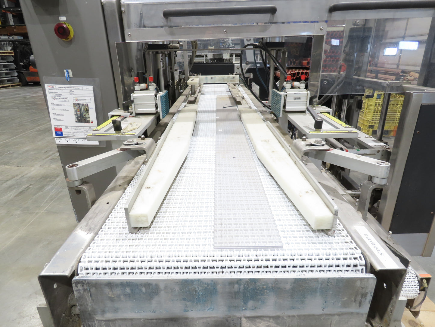 Fallas R400 Robotic Arm Pick and Place Case Packer Dual Feed Conveyor 480V