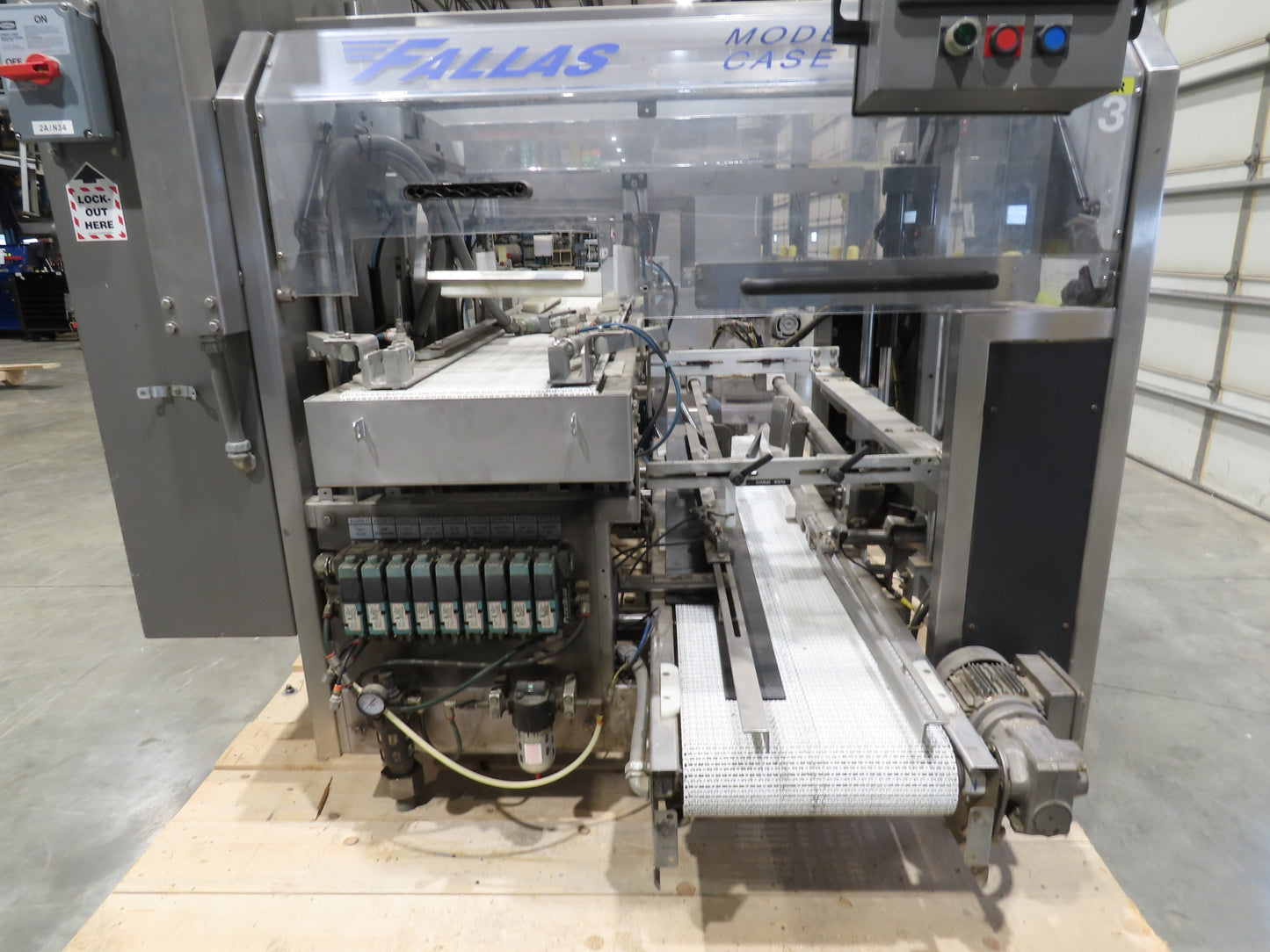 Fallas R400 Robotic Arm Pick and Place Case Packer Dual Feed Conveyor 480V
