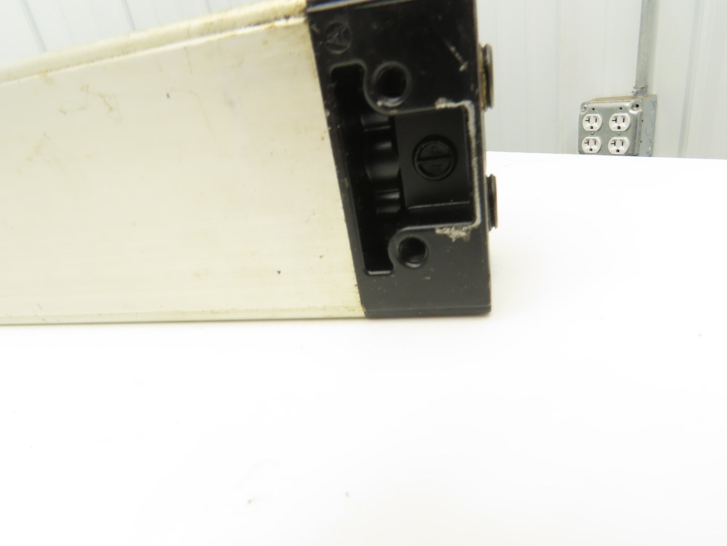 Schrader Bellows P1XN032DAN1250.000WDNTN Linear Slide 2-1/2" W x 58" Length