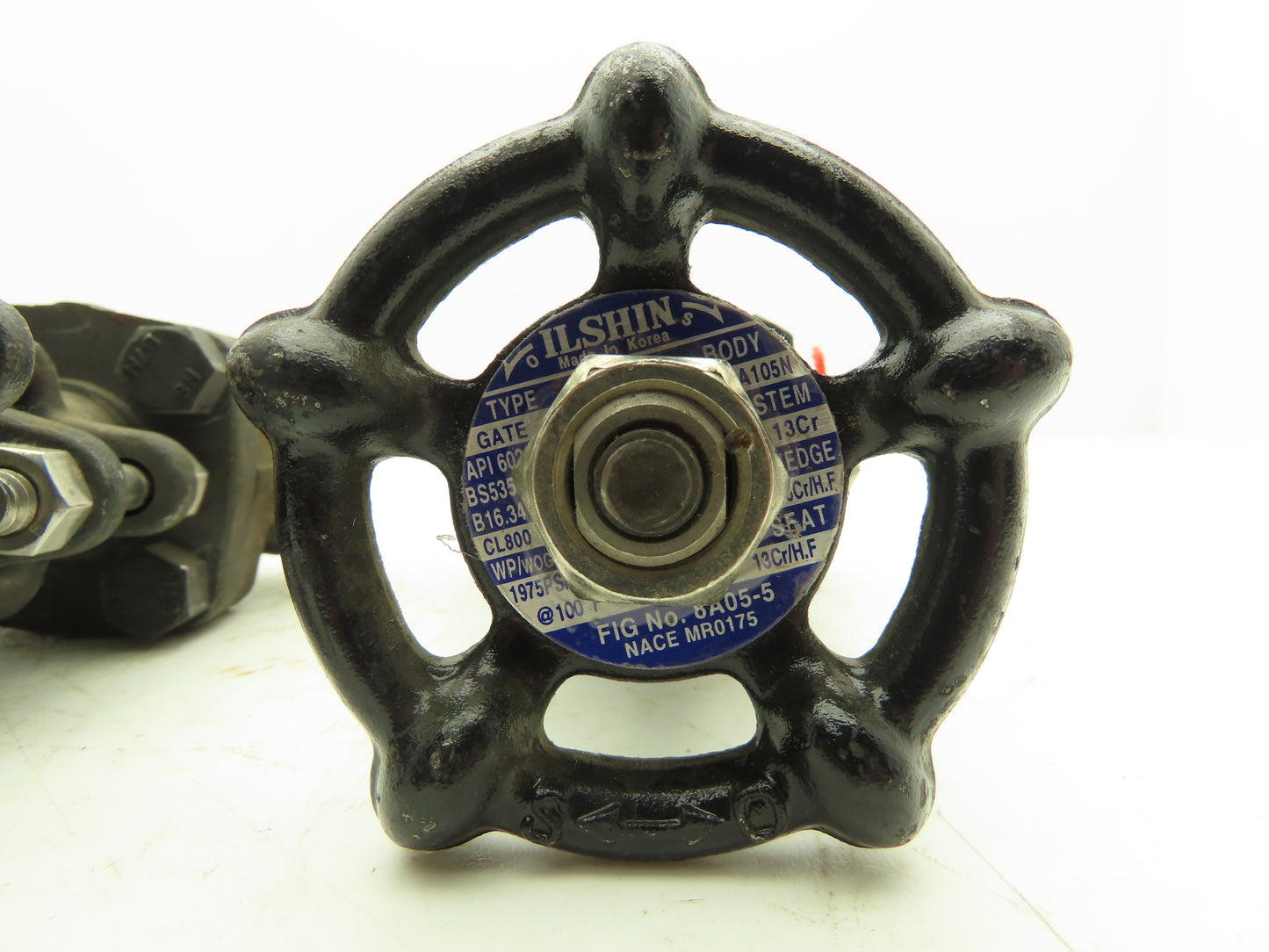 Ilshin 8A05-5 Steel Gate Valve 1/2" Socket Weld 1975psi Class 800 Lot of 3