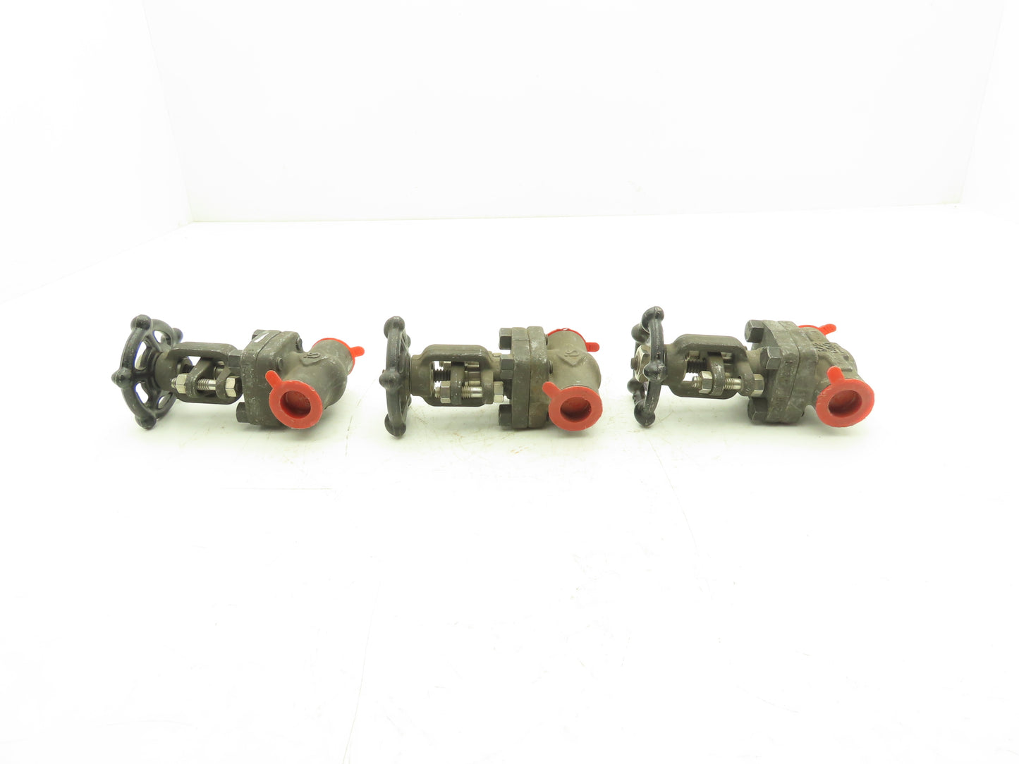 Ilshin 8A05-5 Steel Gate Valve 1/2" Socket Weld 1975psi Class 800 Lot of 3