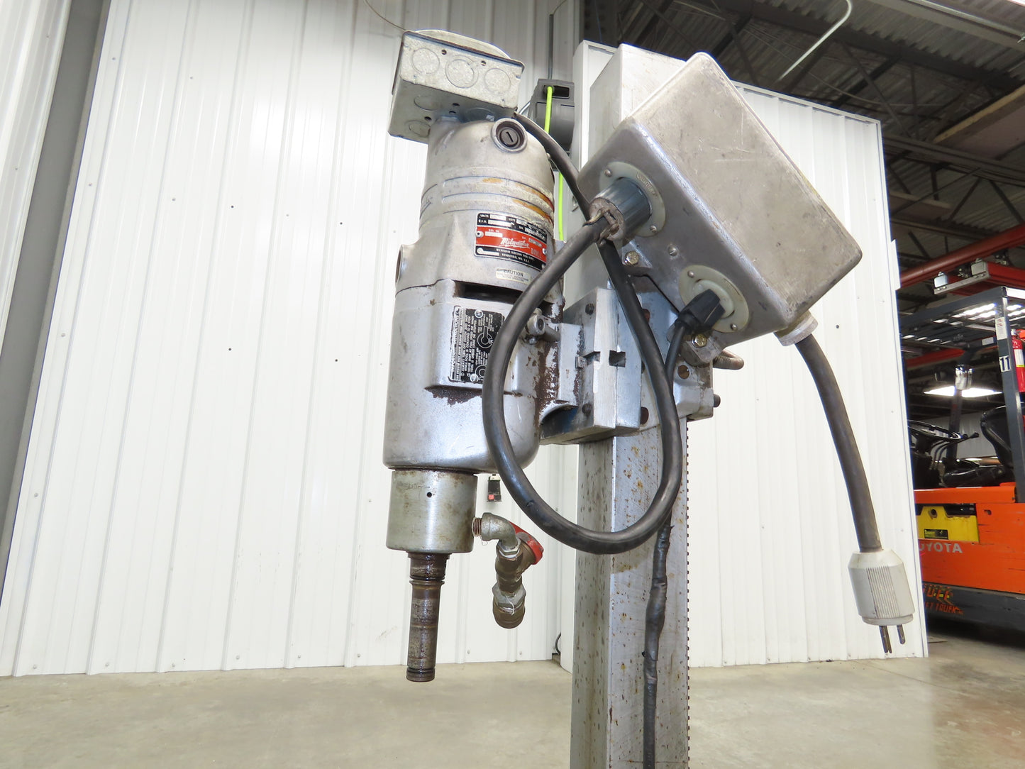 Milwaukee Vac-U-Rig Dymodrill 4030 Coring Motor 2-1/2" to 8" Core Bore Stand