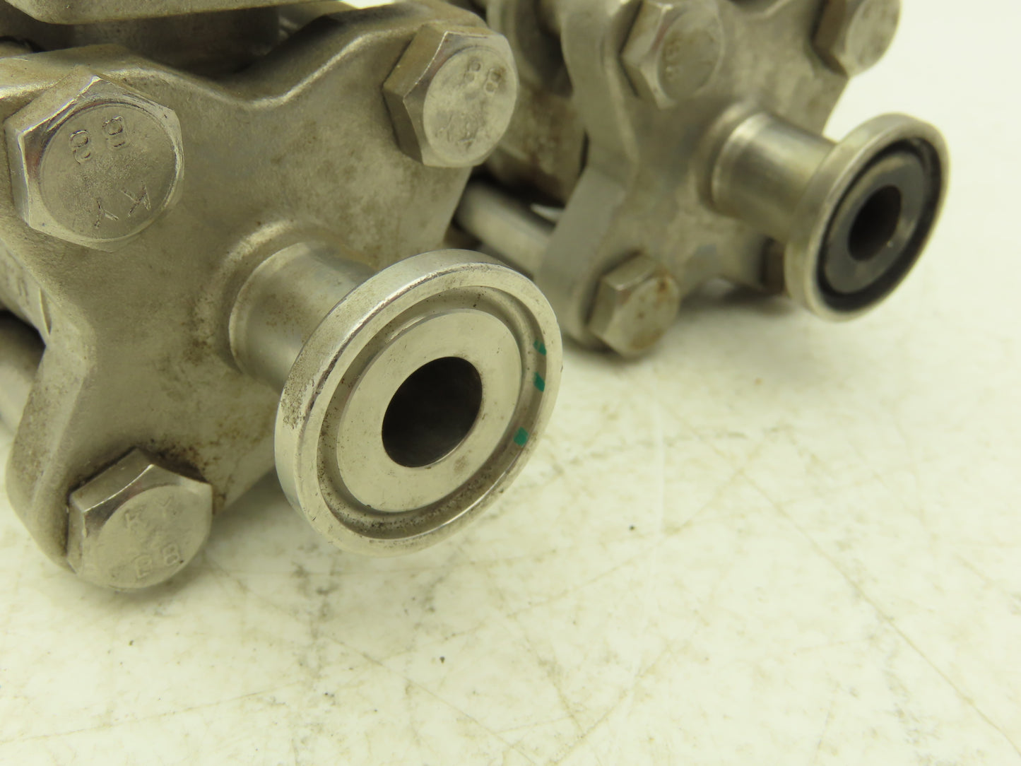 VNE 1/2"-316 1/2" Stainless Steel Sanitary Tri-Clamp Ball Valve 1000WOG Lot of 2