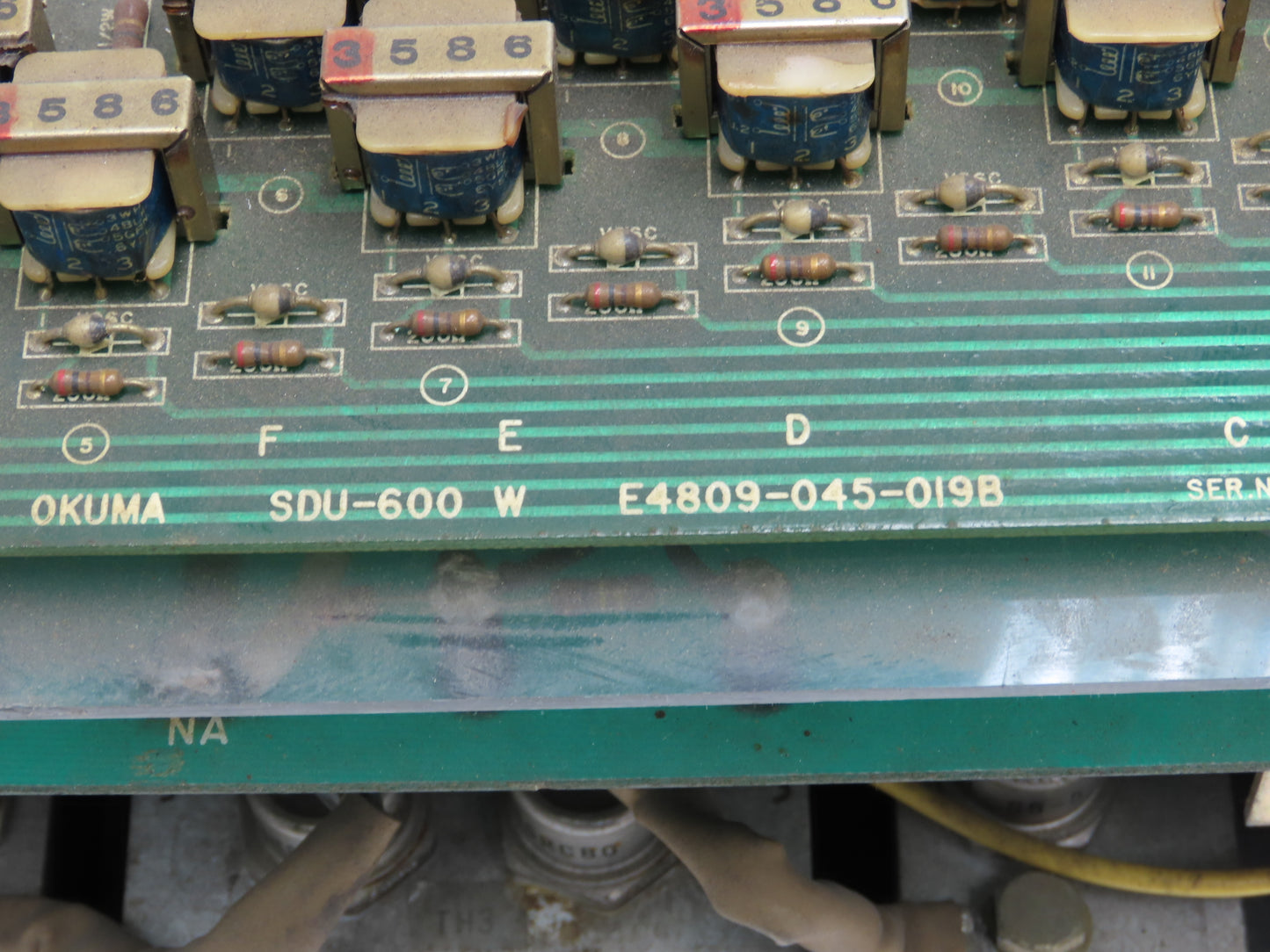 Okuma SDU-600 Servo Drive Amplifier with E4809-045-019B Circuit Board