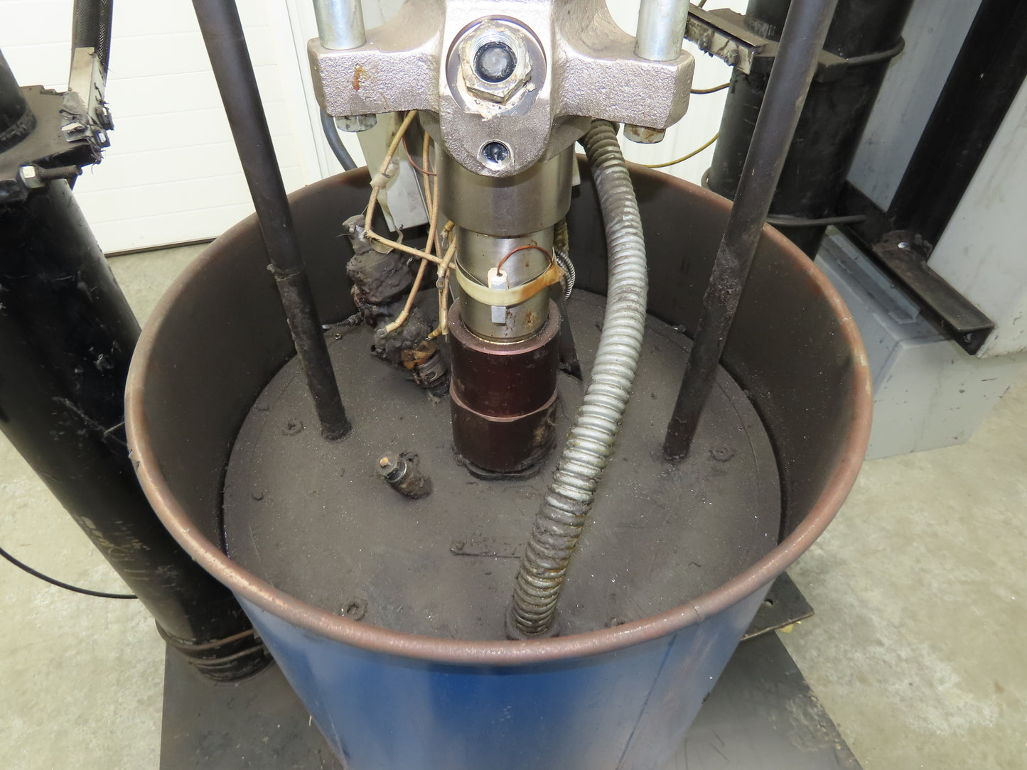 Graco 243881/243876 Thermo-O-Flow Hot Melt Drum Unloader 55 Gallon 480V