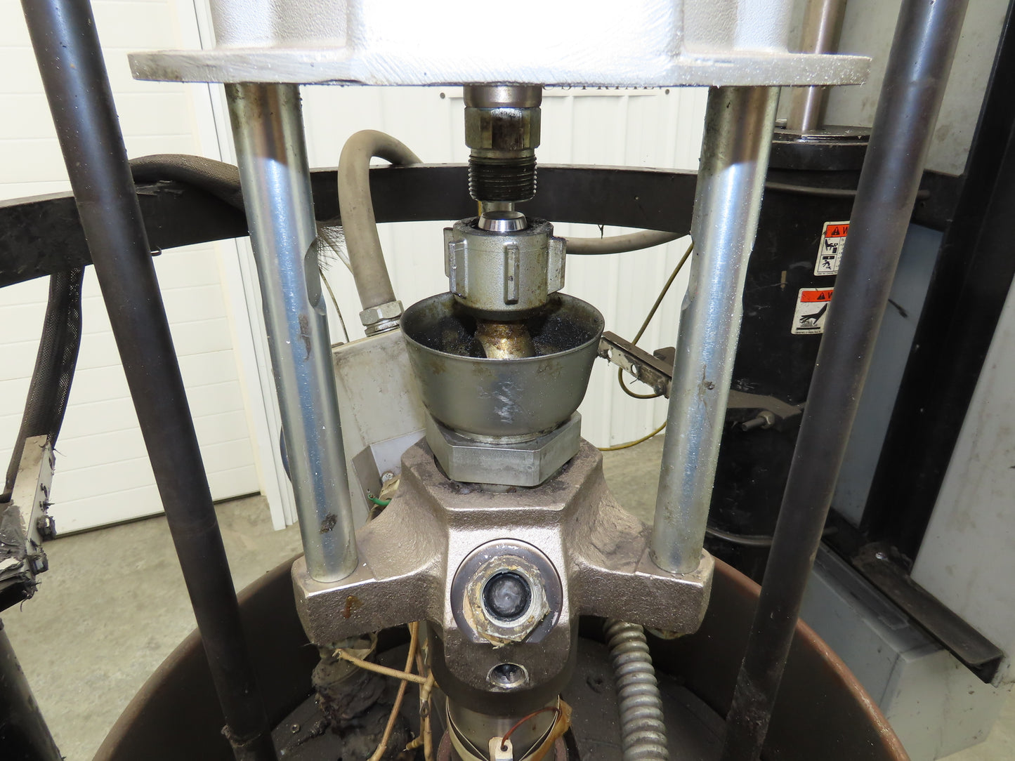 Graco 243881/243876 Thermo-O-Flow Hot Melt Drum Unloader 55 Gallon 480V
