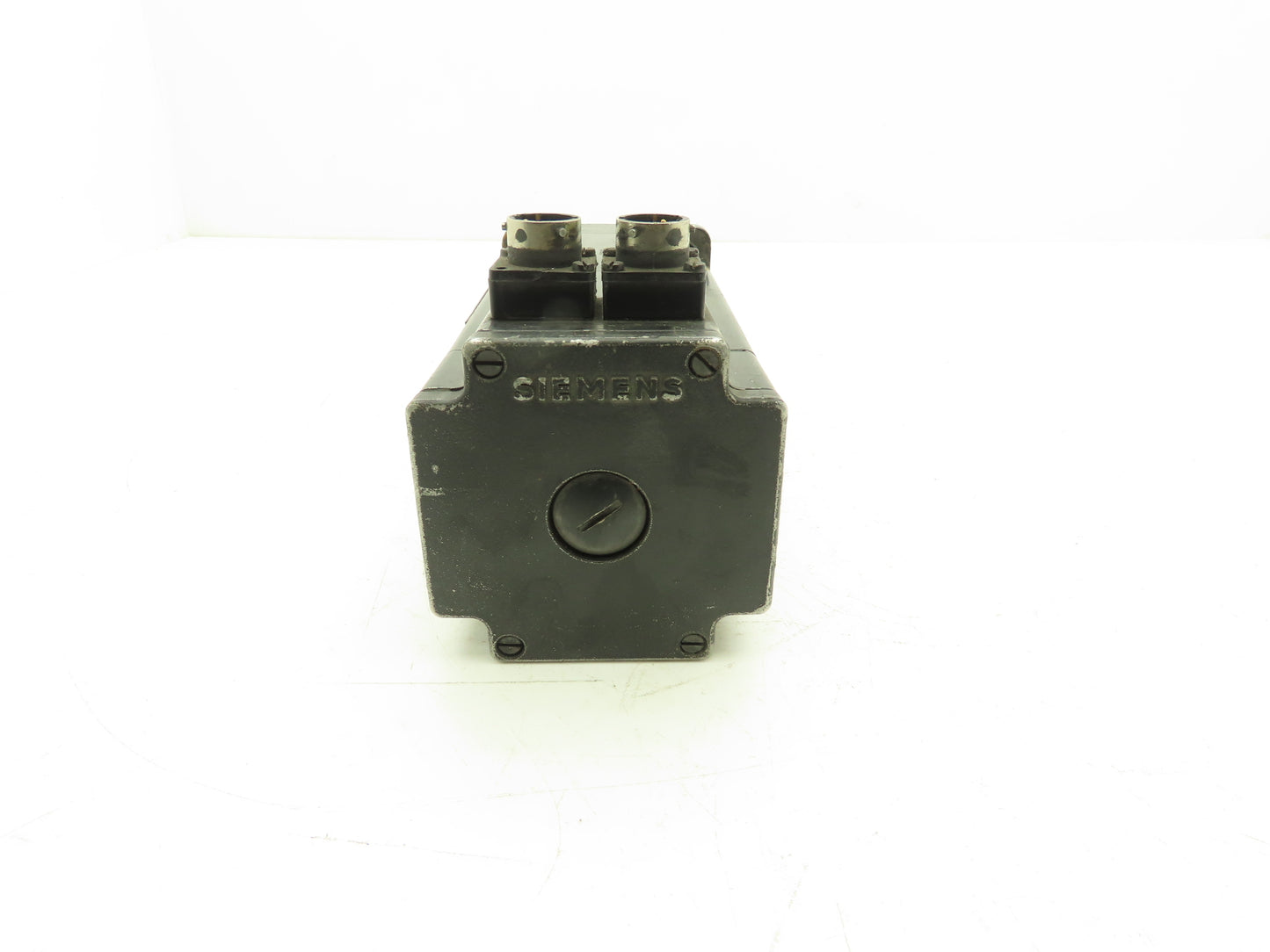 ABB Robotics/Siemens 3HAA2120-1 Servo Motor 9 Tooth x 17.8mmOD x 3" Length Shaft