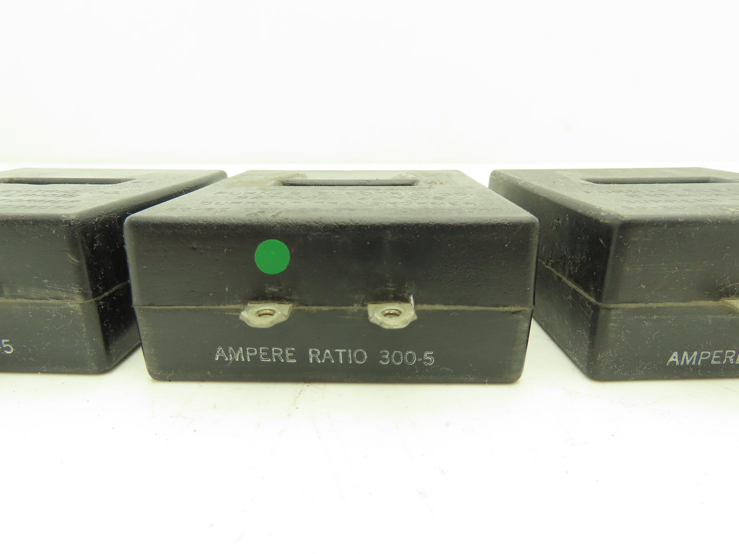 Furnas Electric D52073 Current Transformer Amp Ratio 300-5 50/60 Cy Lot of 3