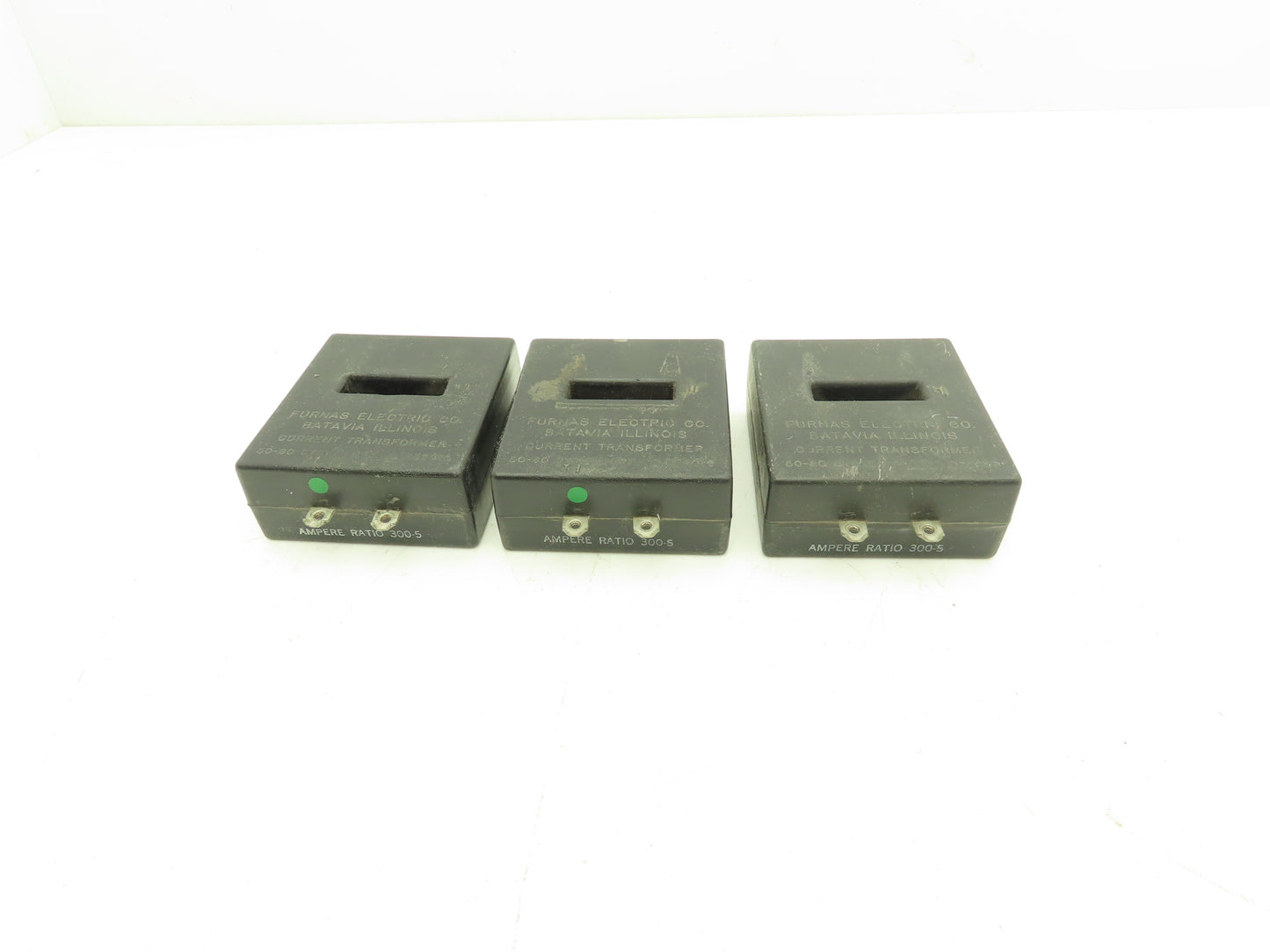 Furnas Electric D52073 Current Transformer Amp Ratio 300-5 50/60 Cy Lot of 3