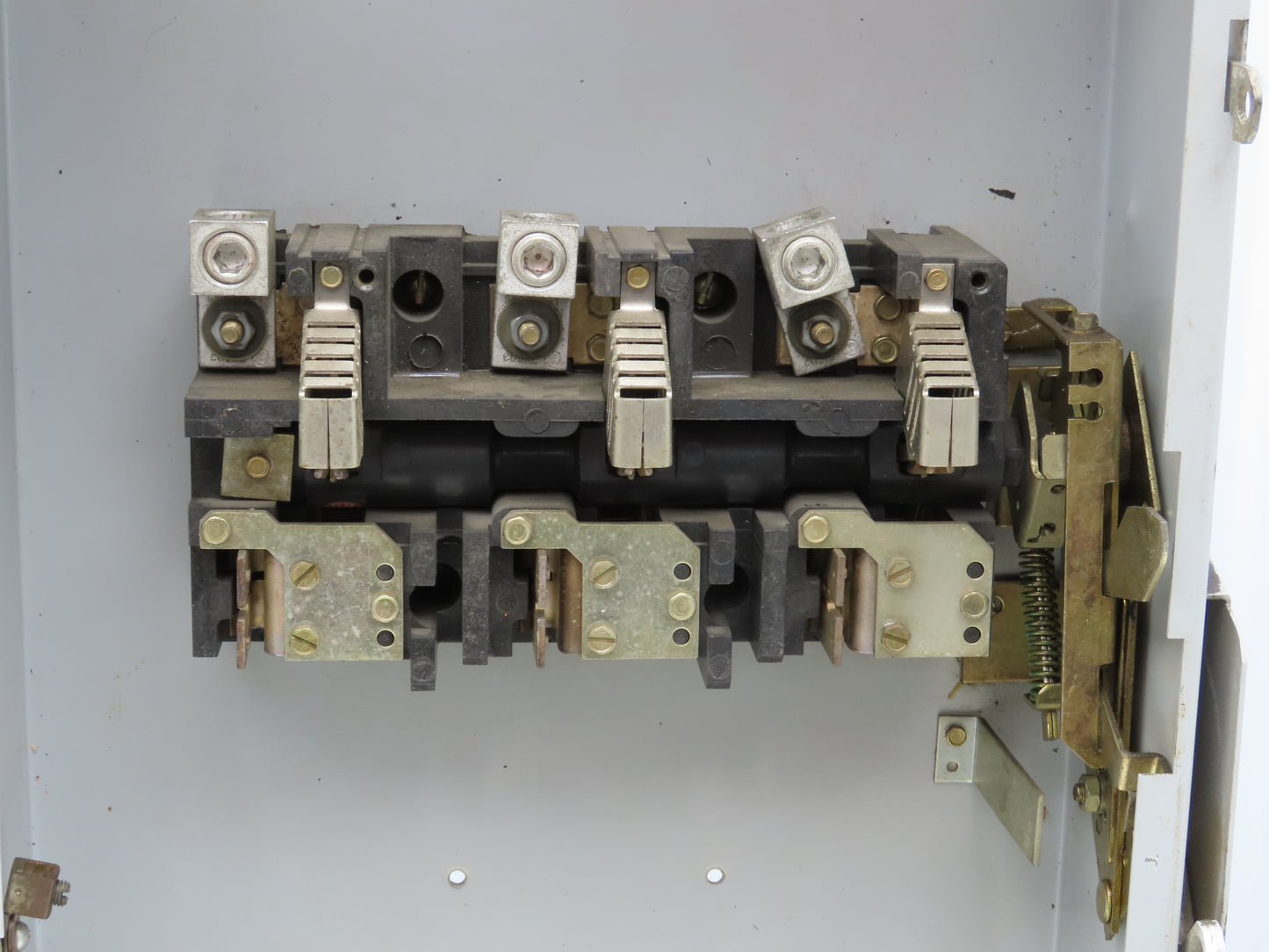 General Electric TH3364 Fusible Safety Disconnect Switch 200A 600V 3Ph 150Hp