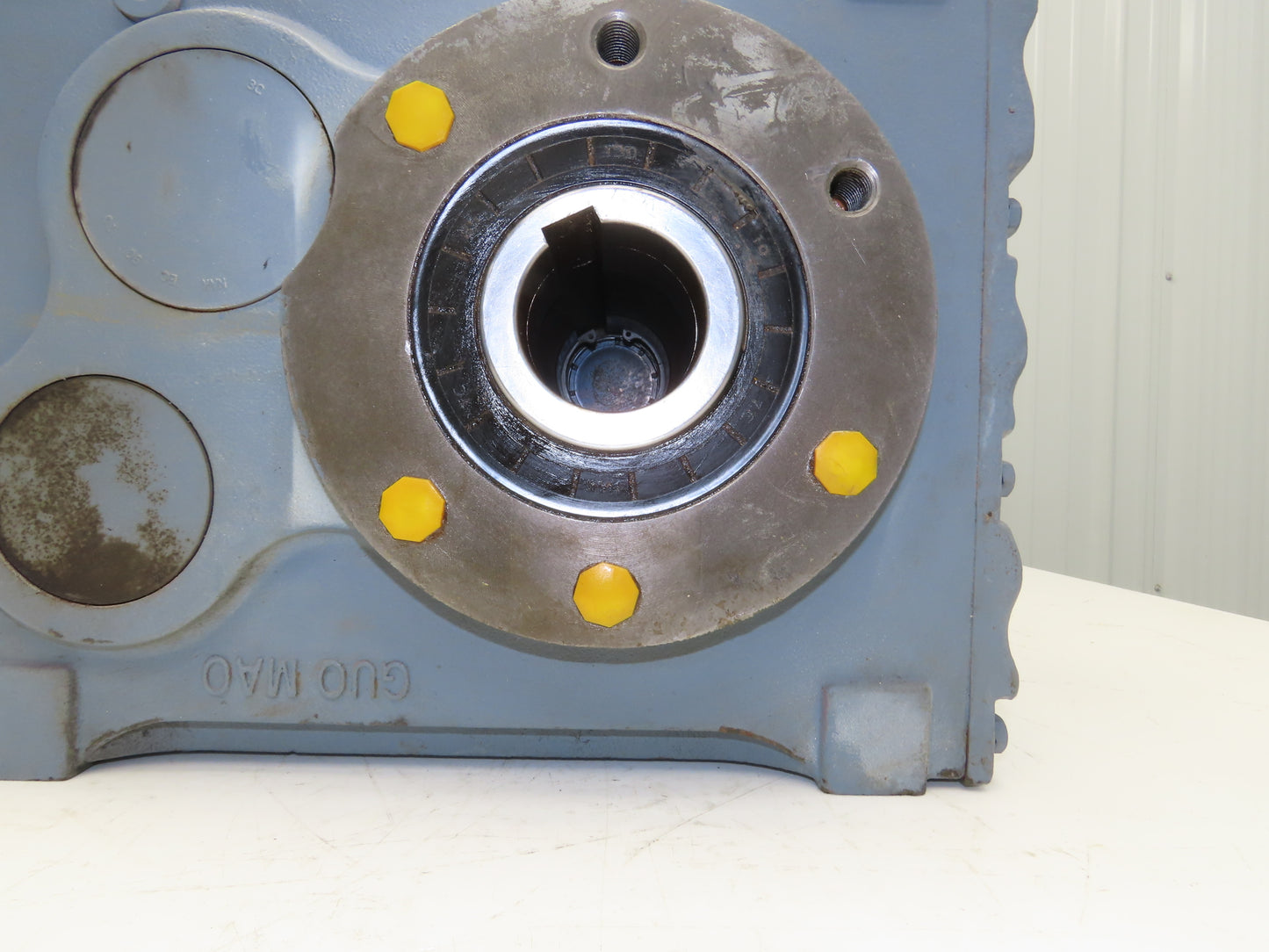 Guomao GFA87-YVP2.2-6P-179.79-M3 Gear Motor 10rpm 2.2kw 480V 3PH Hollow Shaft