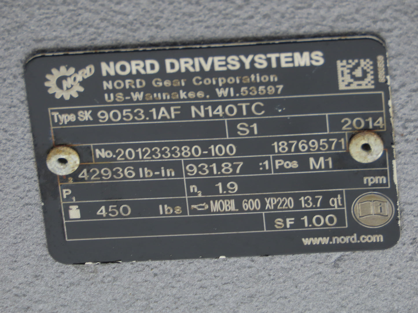 Nord SK9053.1AF N140TC Helical Gearbox 931.87 Ratio 1.9rpm Hollow Shaft