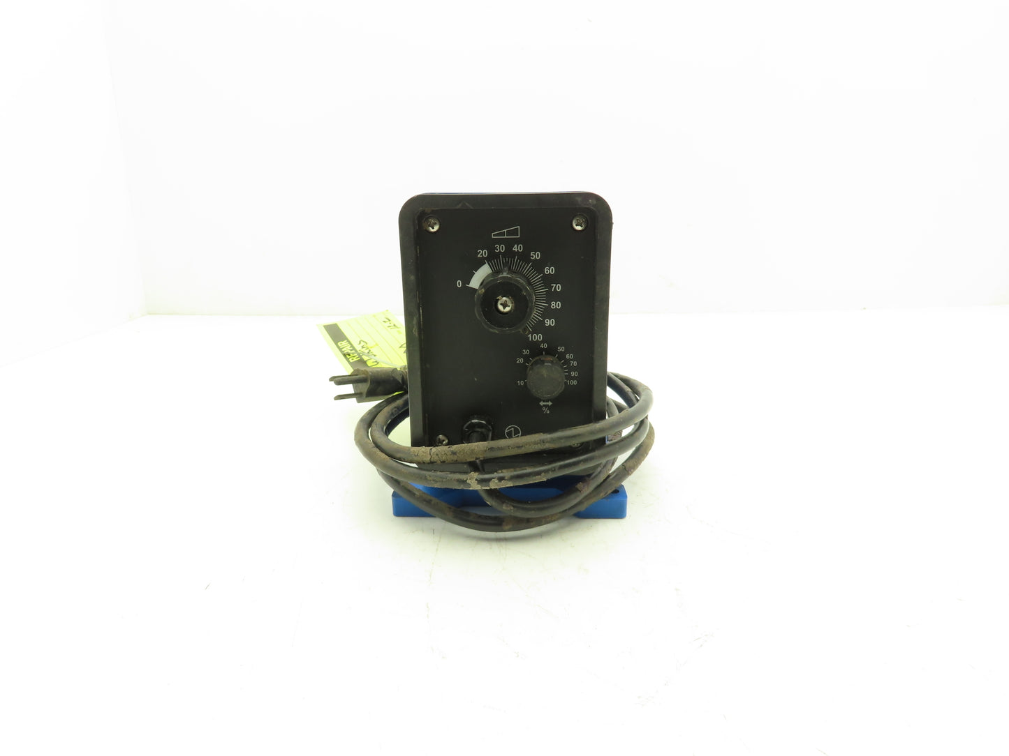 Pulsafeeder Pulsatron Electronic Dosing Metering Pump 58 GPD 100 PSI 115V