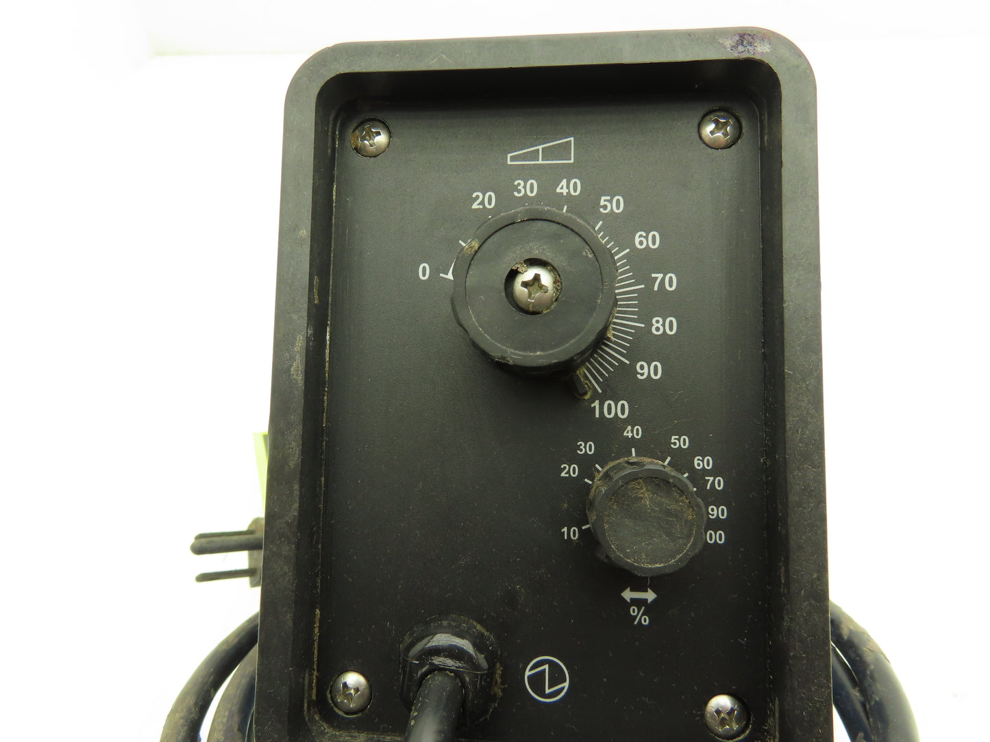 Pulsafeeder Pulsatron Electronic Dosing Metering Pump 58 GPD 100 PSI 115V