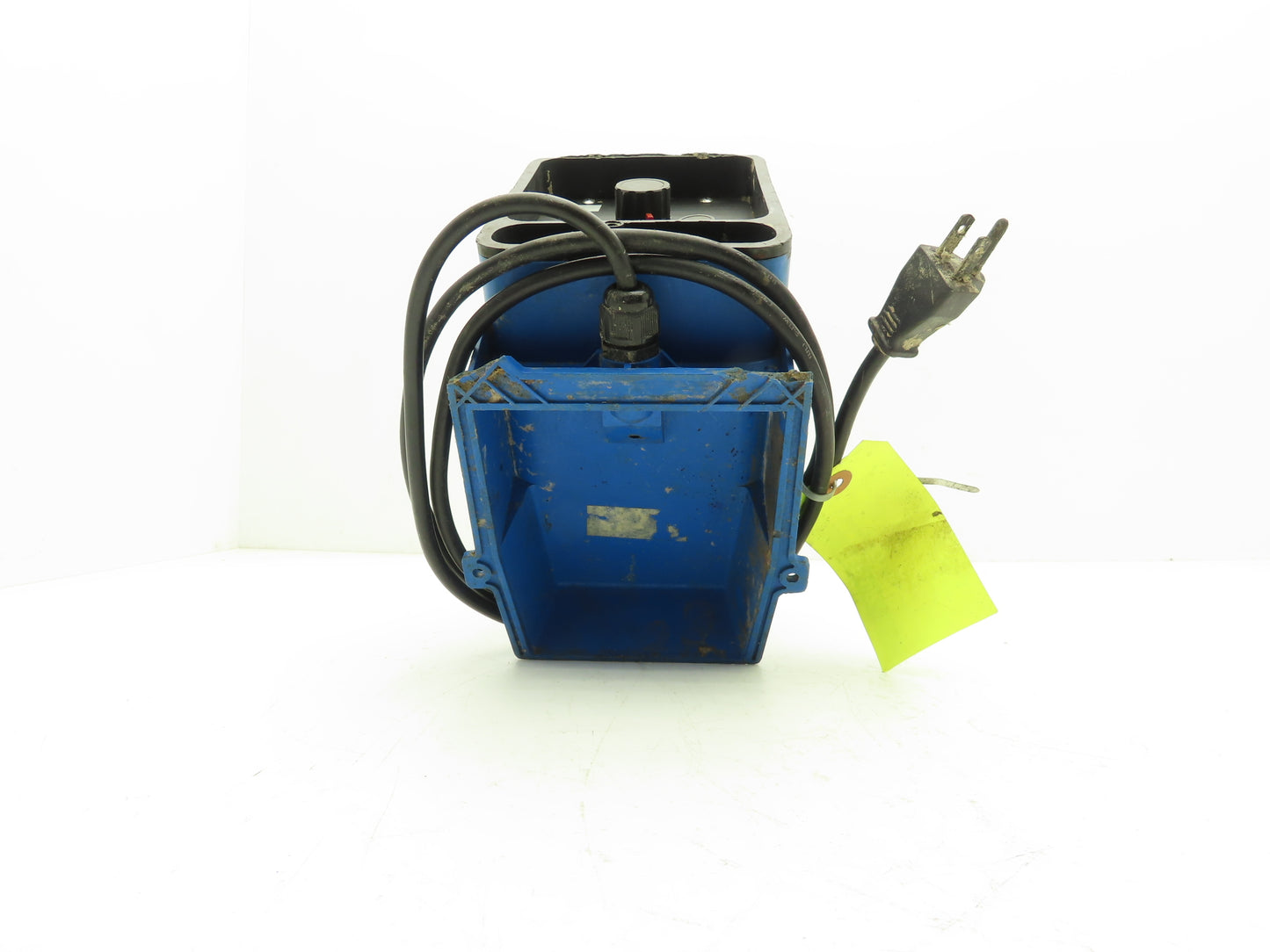 Pulsafeeder Pulsatron Electronic Dosing Metering Pump 75 GPD 150 PSI 115VAC