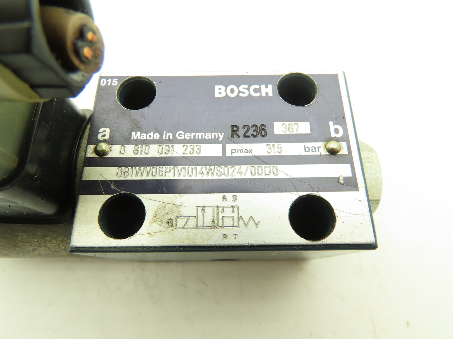 Bosch 0810091233 Hydraulic Solenoid Valve Pmax 315 Bar 24V1.4A