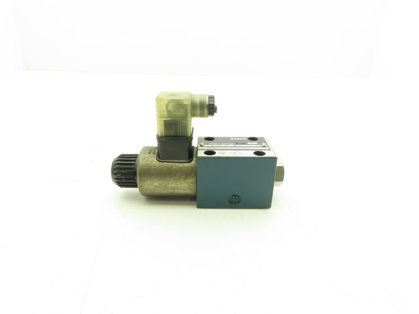Bosch 0810091233 Hydraulic Solenoid Valve Pmax 315 Bar 24V1.4A