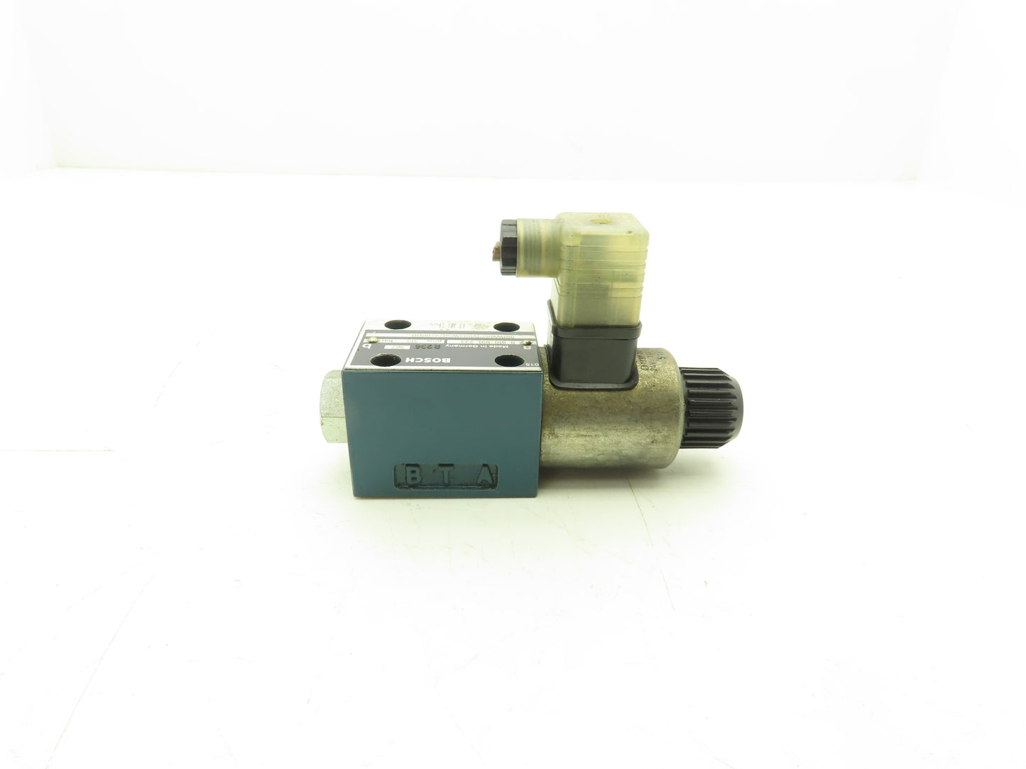 Bosch 0810091233 Hydraulic Solenoid Valve Pmax 315 Bar 24V1.4A