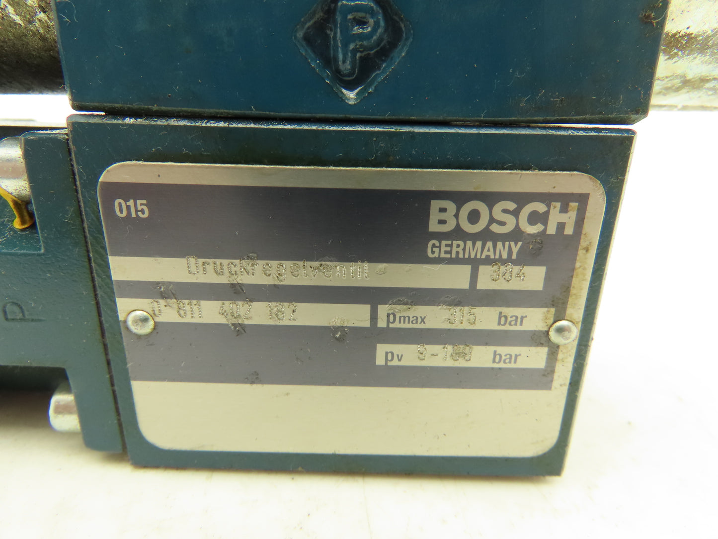 Bosch 0810091212 Hydraulic Solenoid Directional Valve w Proportional Amplification Mod