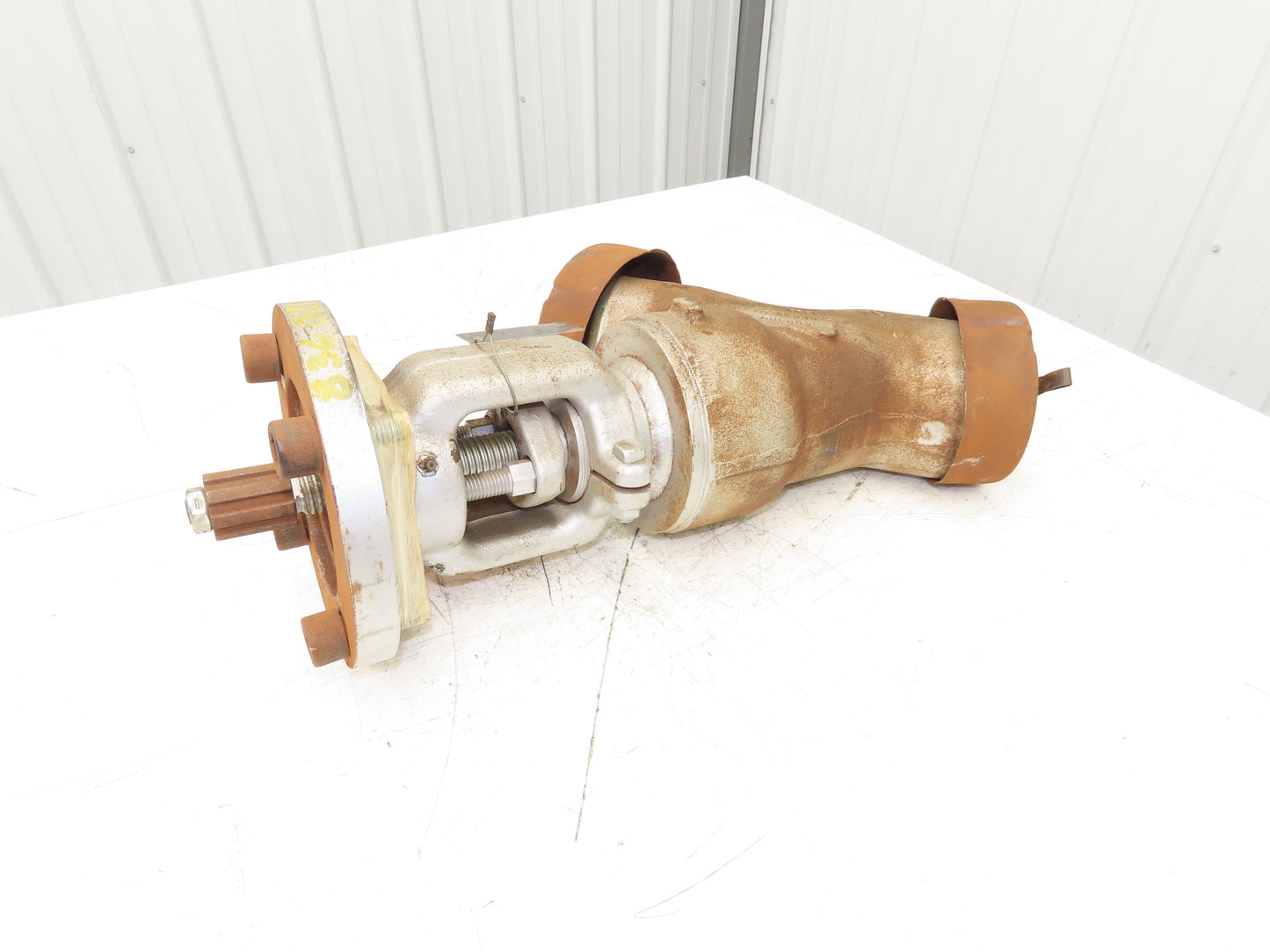 Edward D66128ML Univalve Y-Pattern Globe Valve 4" Butt Weld 4595psi B16.34SPL