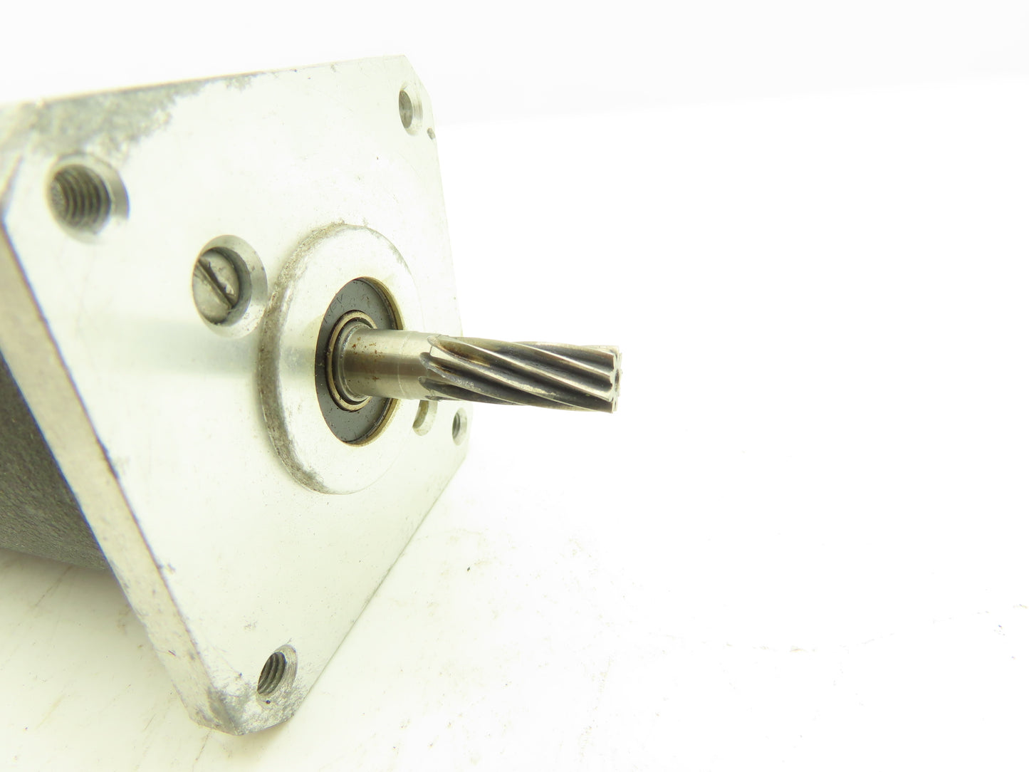 Watson Marlow E242 DC Pump Motor Dual Shaft Pinion Spline 0242-03-007