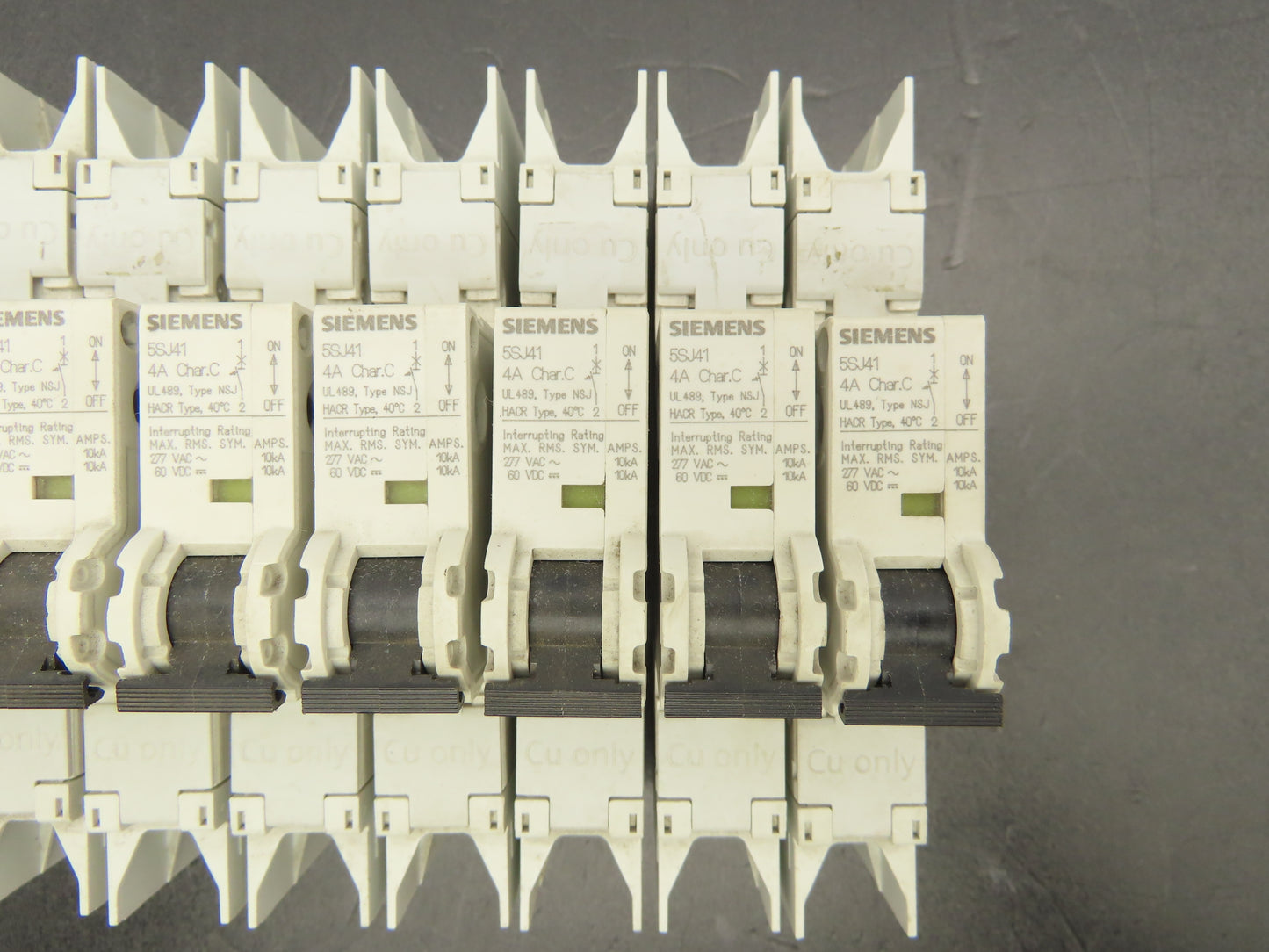Siemens 5SJ4104-7HG42 Circuit Breaker 10kA 1 Pole 4A Lot of 13