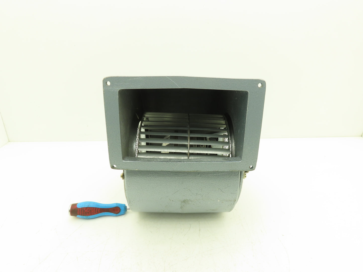 Ebm D4E160-AA01-01 Centrifugal Blower Fan 220V 120W 1100 RPM 160mm Cast Aluminum