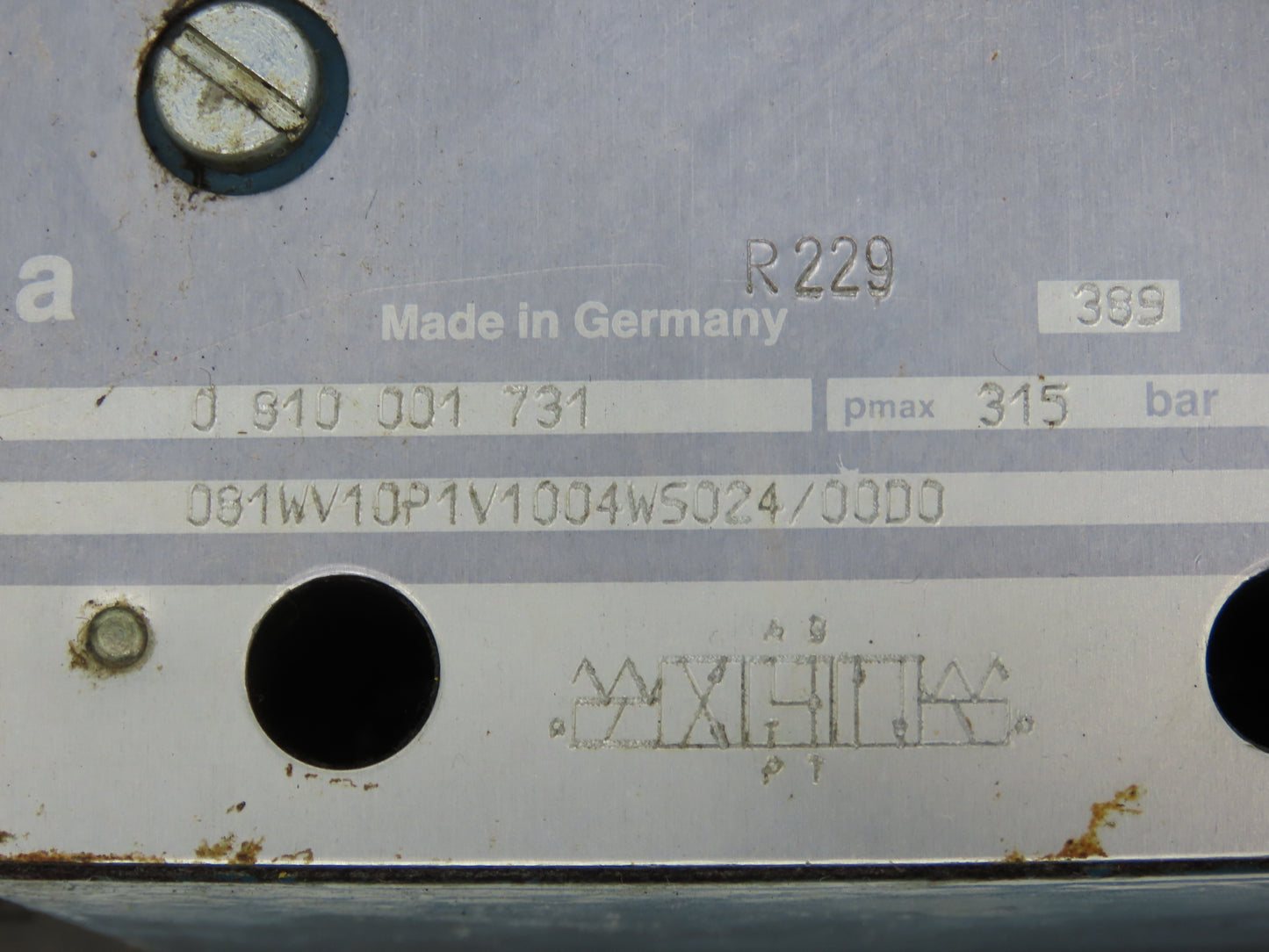 Bosch 0810001731 Proportional Directional Servo Valve W Proportional Amplifiers