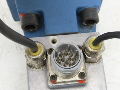 Moog D684Z4826G Hydraulic EFB Servo Proportional Pilot Control Valve Assembly