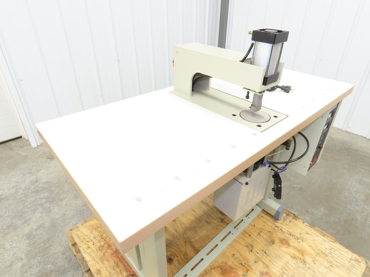 Changzhou JT-100-Q Ultrasonic Welding Sewing Head Unit Press 2x1" Foot 220V
