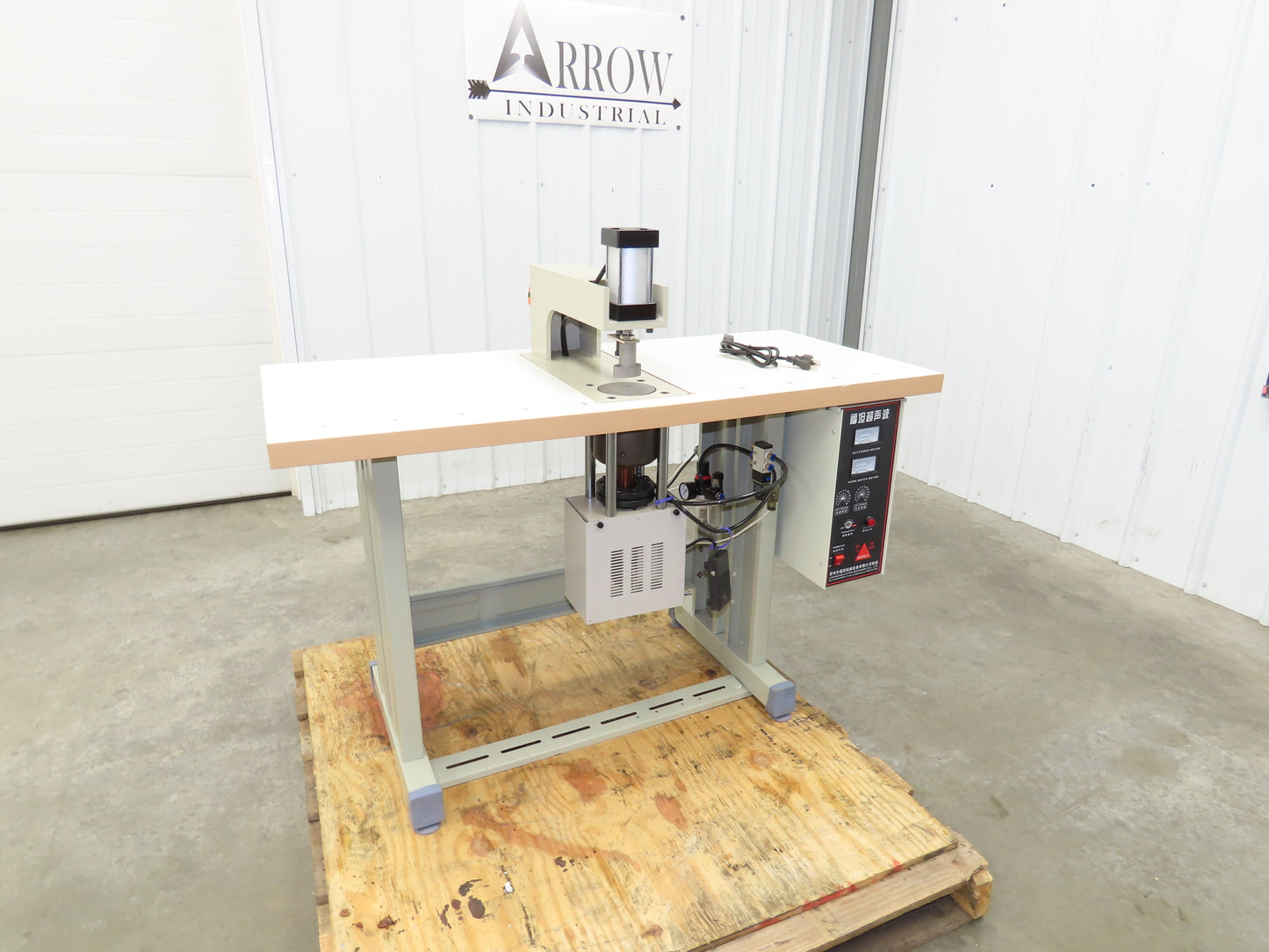 Changzhou JT-100-Q Ultrasonic Welding Sewing Head Unit Press 2x1" Foot 220V