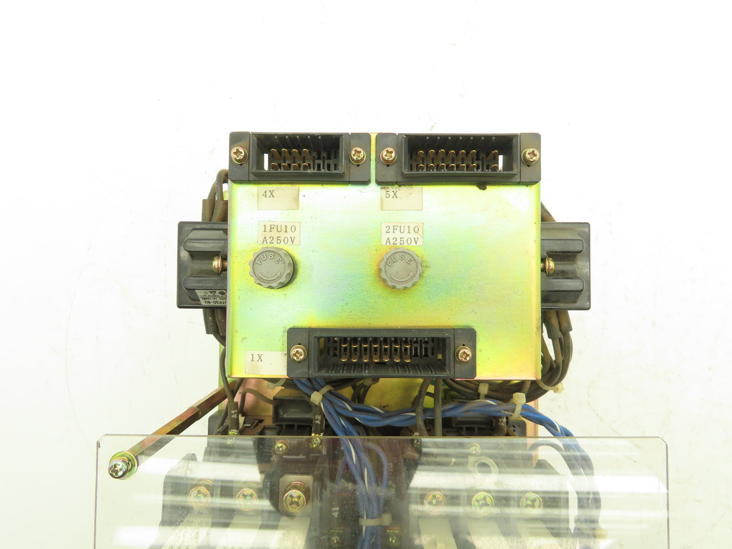Yaskawa Electric JZRCR-XPU10C Servo Controller Distribution Module