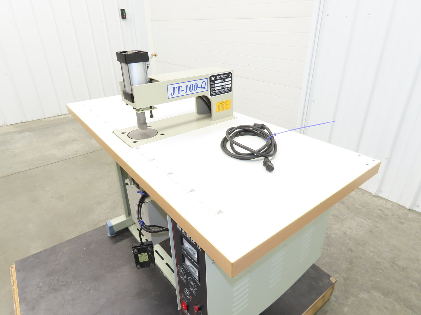 Changzhou JT-100-Q Ultrasonic Welding Sewing Head Unit Press 2x1" Foot 220V