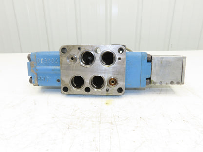 Moog D684Z4715B Hydraulic EFB Servo Proportional Pilot Control Valve Assembly