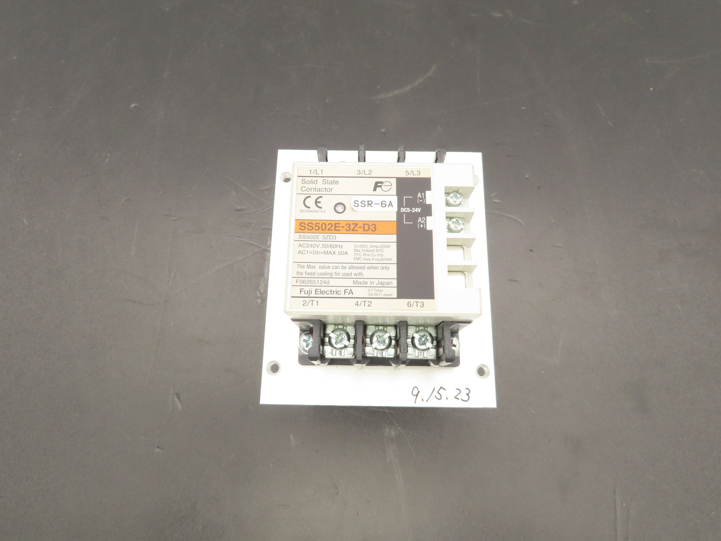 Fuji Electric SS502E-3Z-D3 Solid State Contactor Relay 240vac 50/60Hz .5A