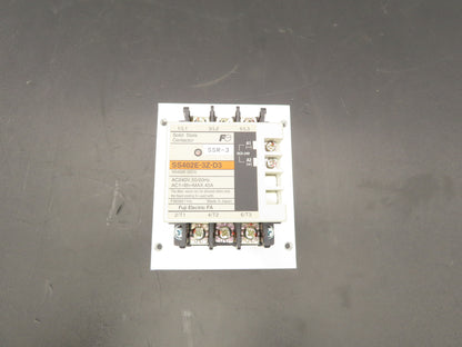 Fuji Electric SS402E-3Z-D3 Solid State Contactor Relay 240vac 50/60Hz .4A
