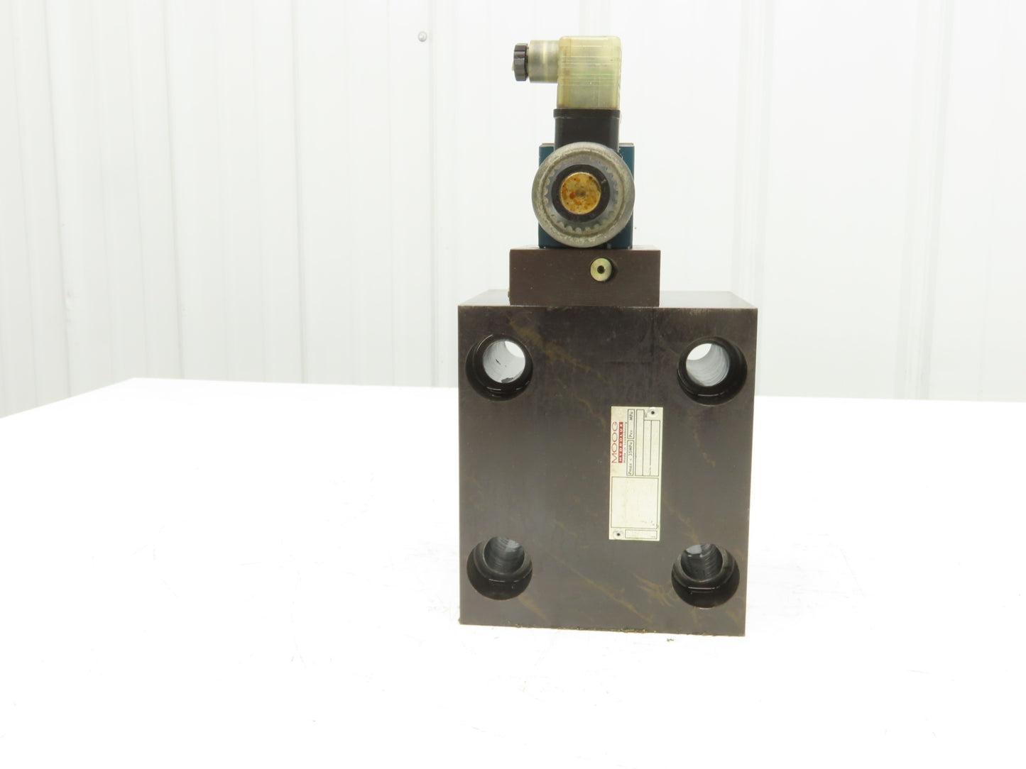 Moog CCE50A6RH1X10 Hydraulic Cartridge Valve