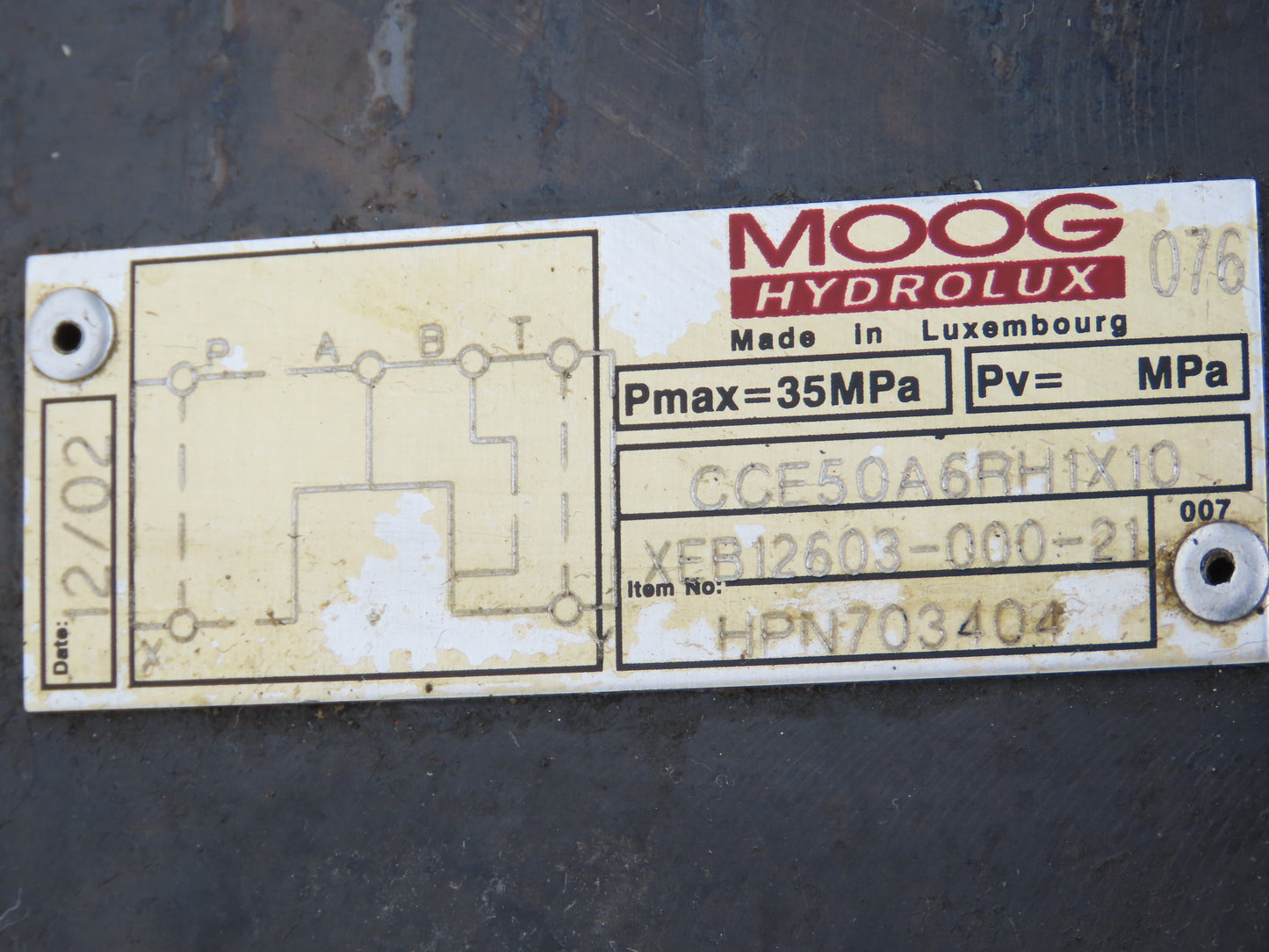 Moog CCE50A6RH1X10 Hydraulic Cartridge Valve