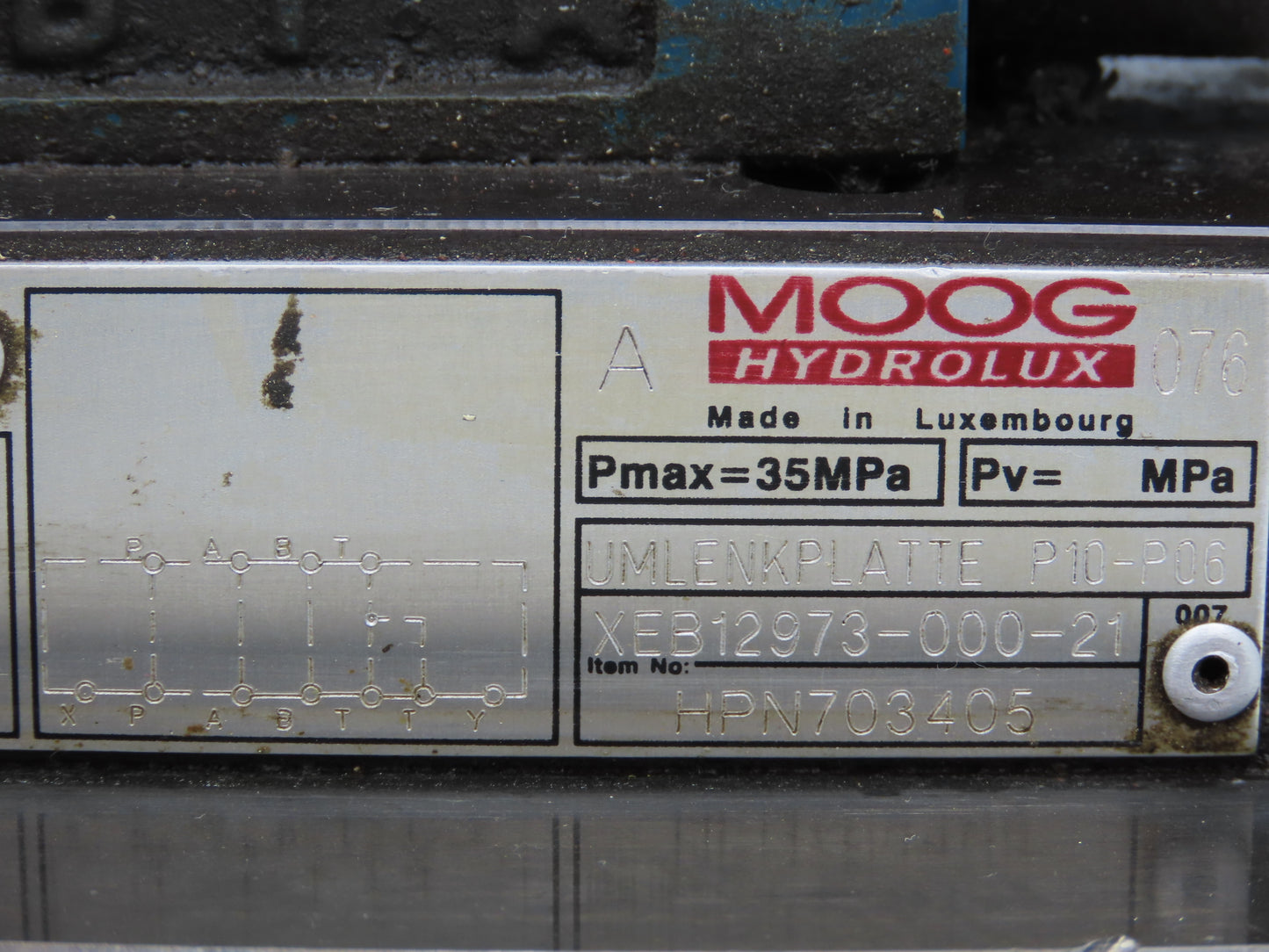 Moog CCE50A6RH1X10 Hydraulic Cartridge Valve