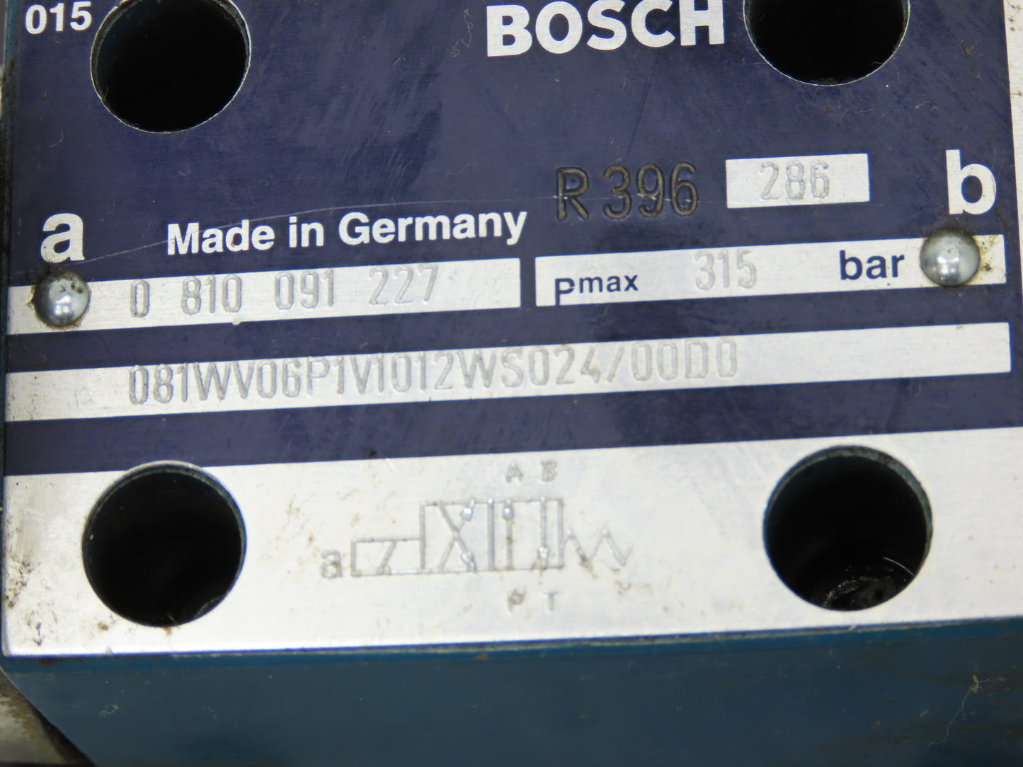 Moog CCE50A6RH1X10 Hydraulic Cartridge Valve