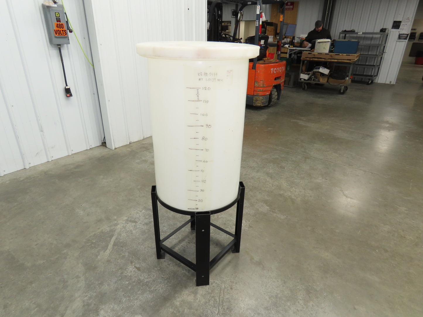 Chem Tainer TC1829CA-MCM Poly Plastic Chemical Tank 30 Gallon Lid Metal Stand