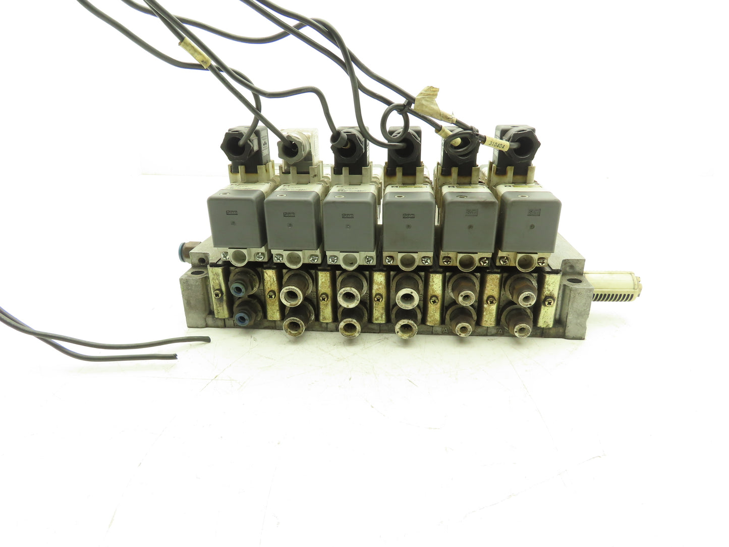 SMC VQ7-6-FG-D-3Z Double Solenoid Valve 6-Station Manifold Assembly 24VDC