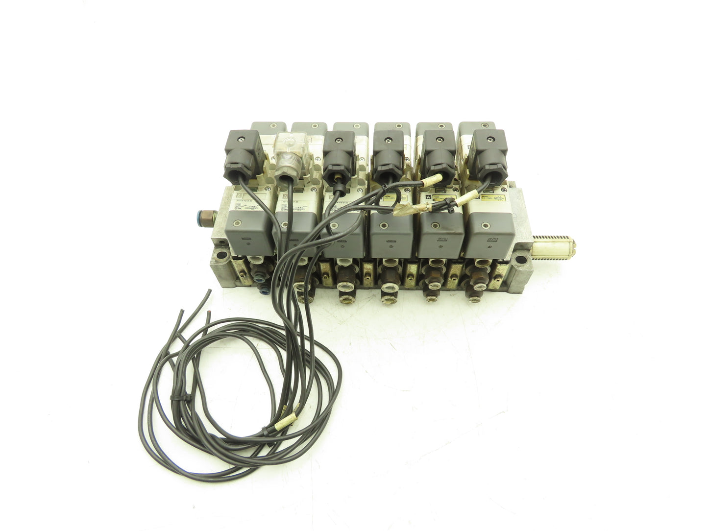 SMC VQ7-6-FG-D-3Z Double Solenoid Valve 6-Station Manifold Assembly 24VDC