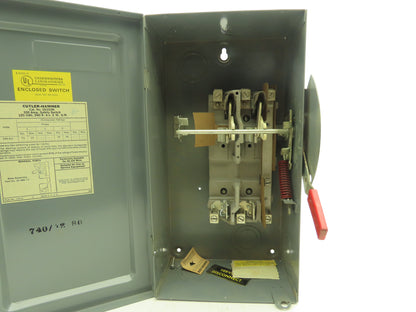 Cutler Hammer DG223N  Fusible Safety Disconnect Switch 100A 120/240VAC 2 Pole