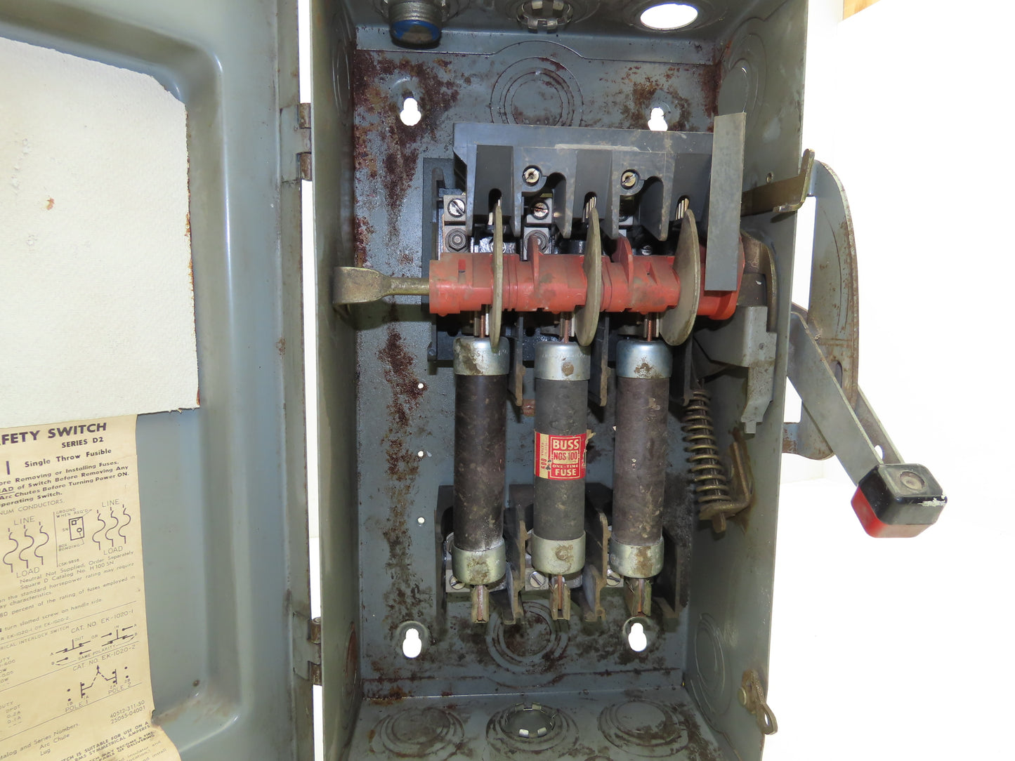 Square D H363 Fusible Safety Disconnect Switch 100A 480/600 VAC Ser D2